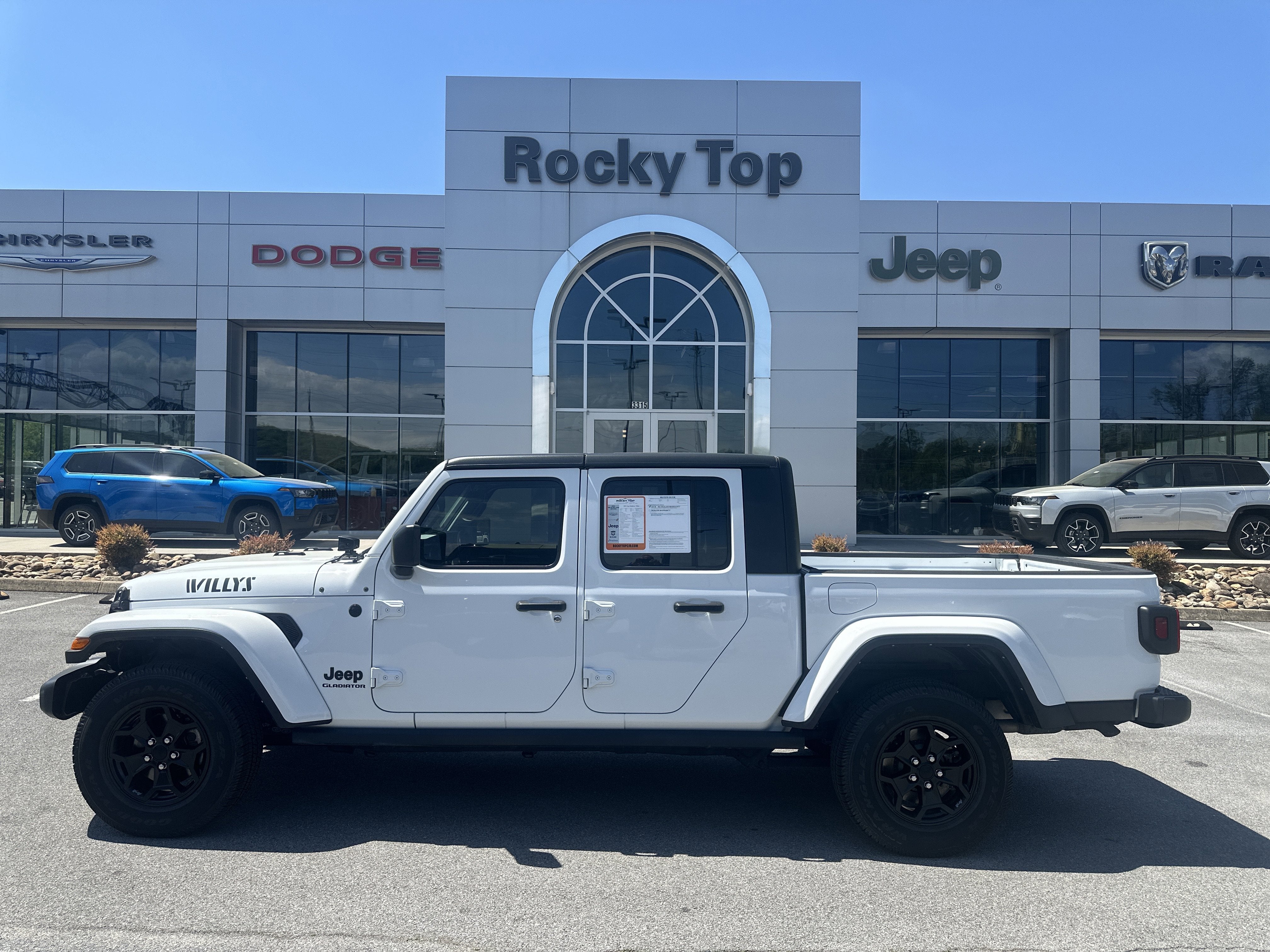 2021 Jeep Gladiator Willys 4x4