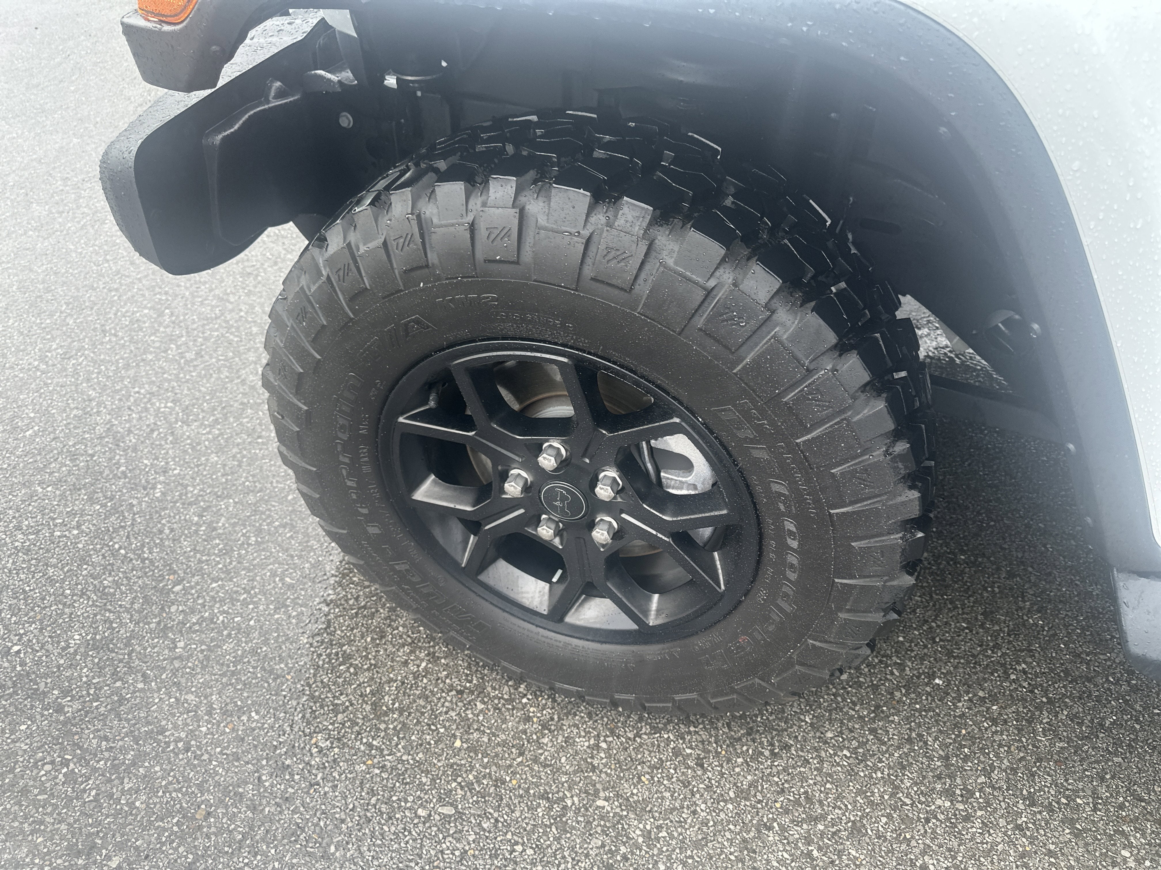 2025 Jeep Gladiator High Tide