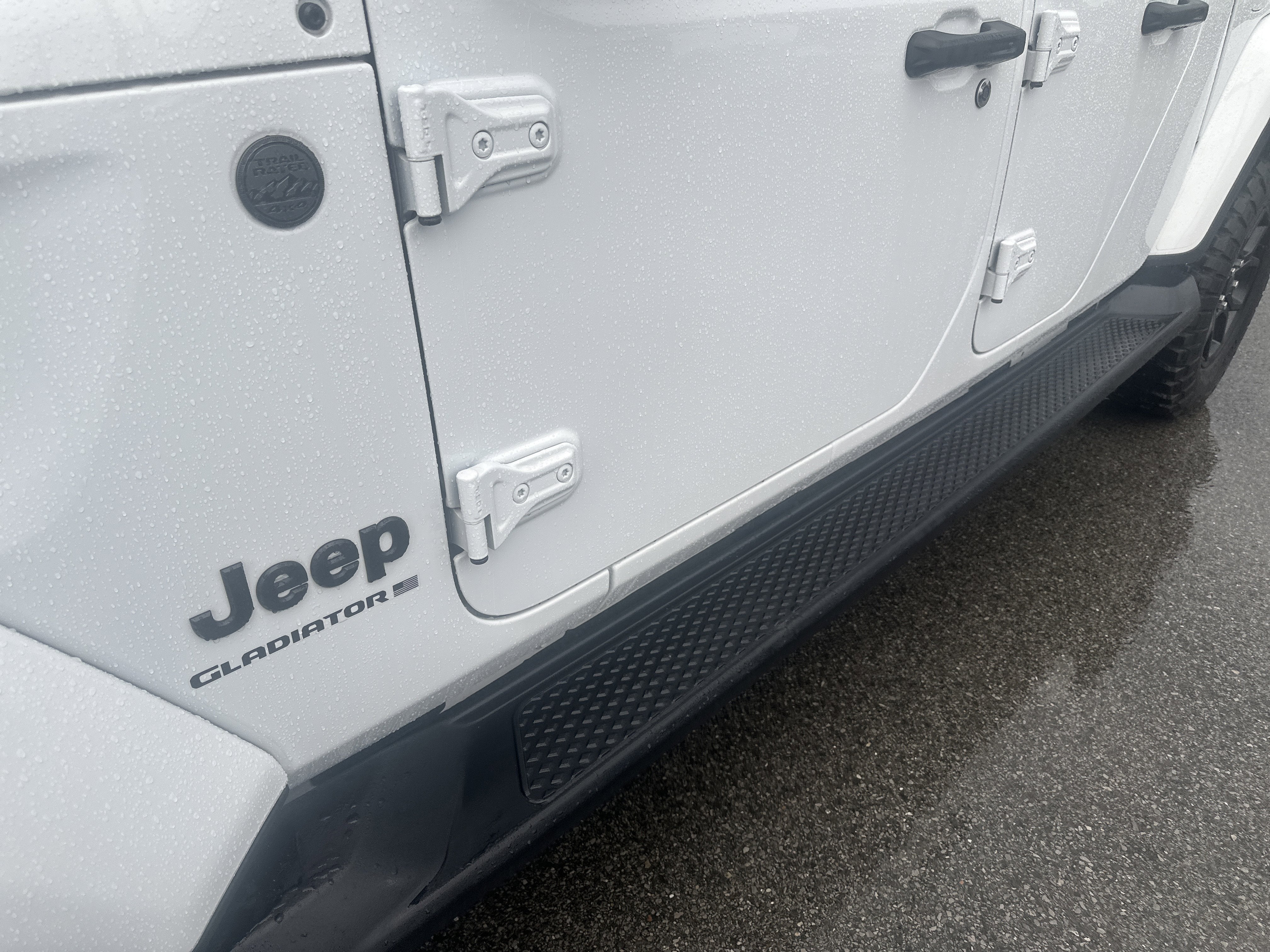 2025 Jeep Gladiator High Tide
