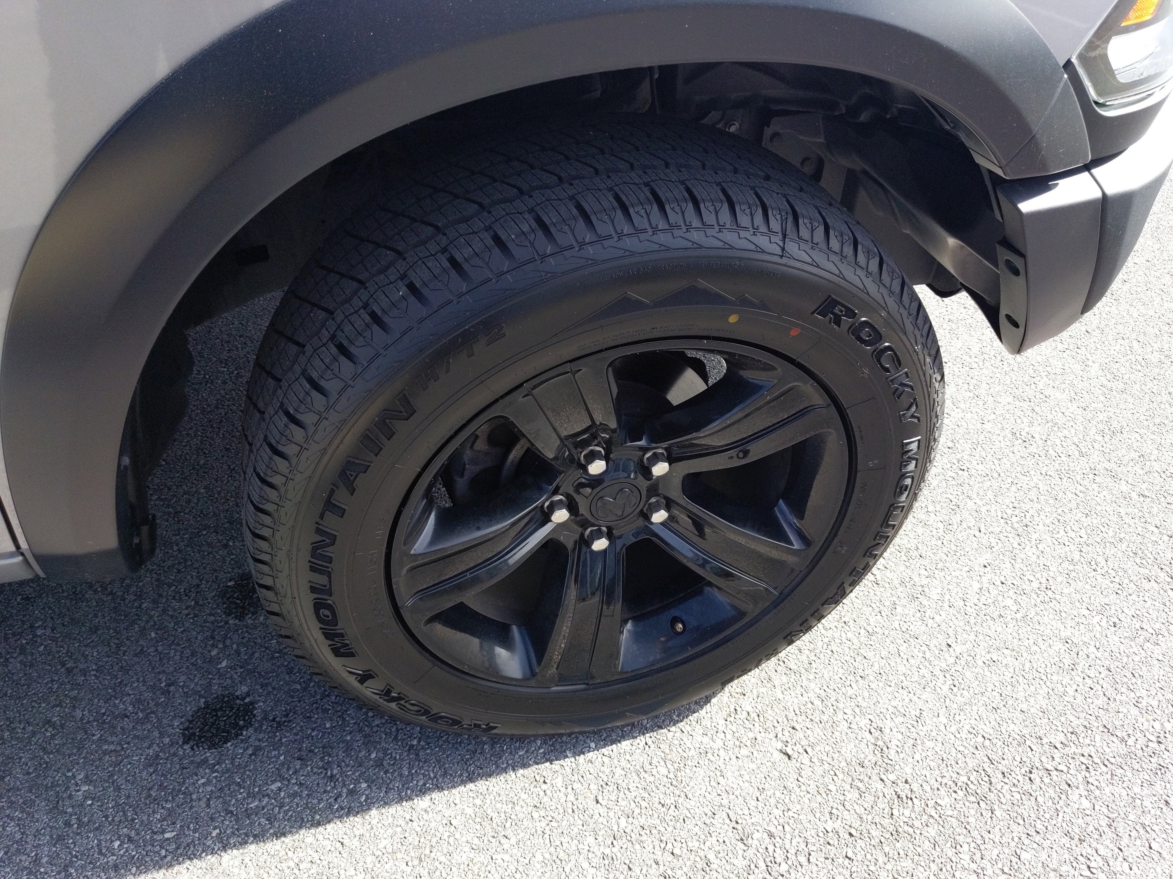 2024 RAM 1500 Classic Warlock Crew Cab 4x4 5'7' Box