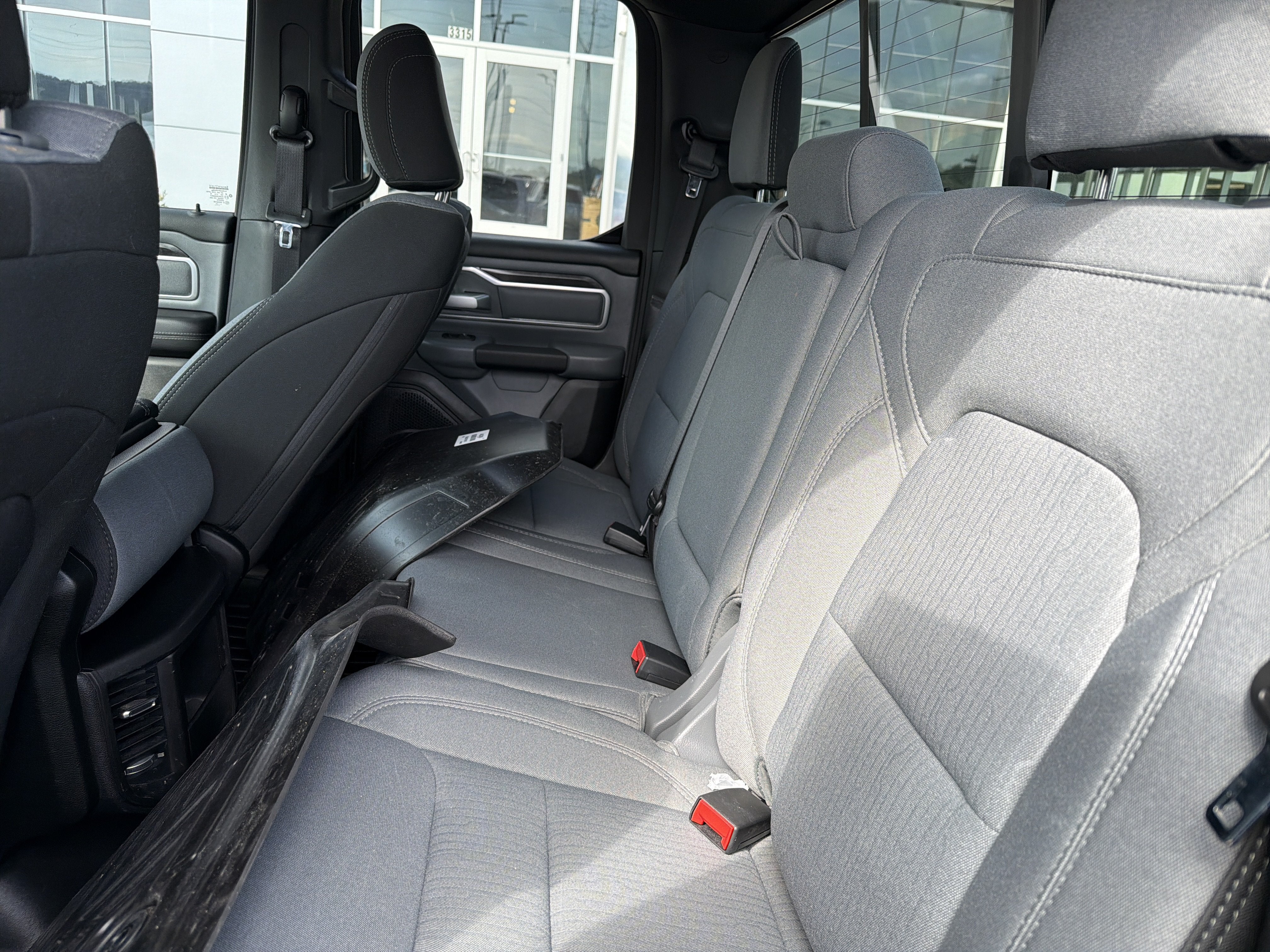 2021 RAM 1500 Big Horn Quad Cab 4x4 6'4' Box