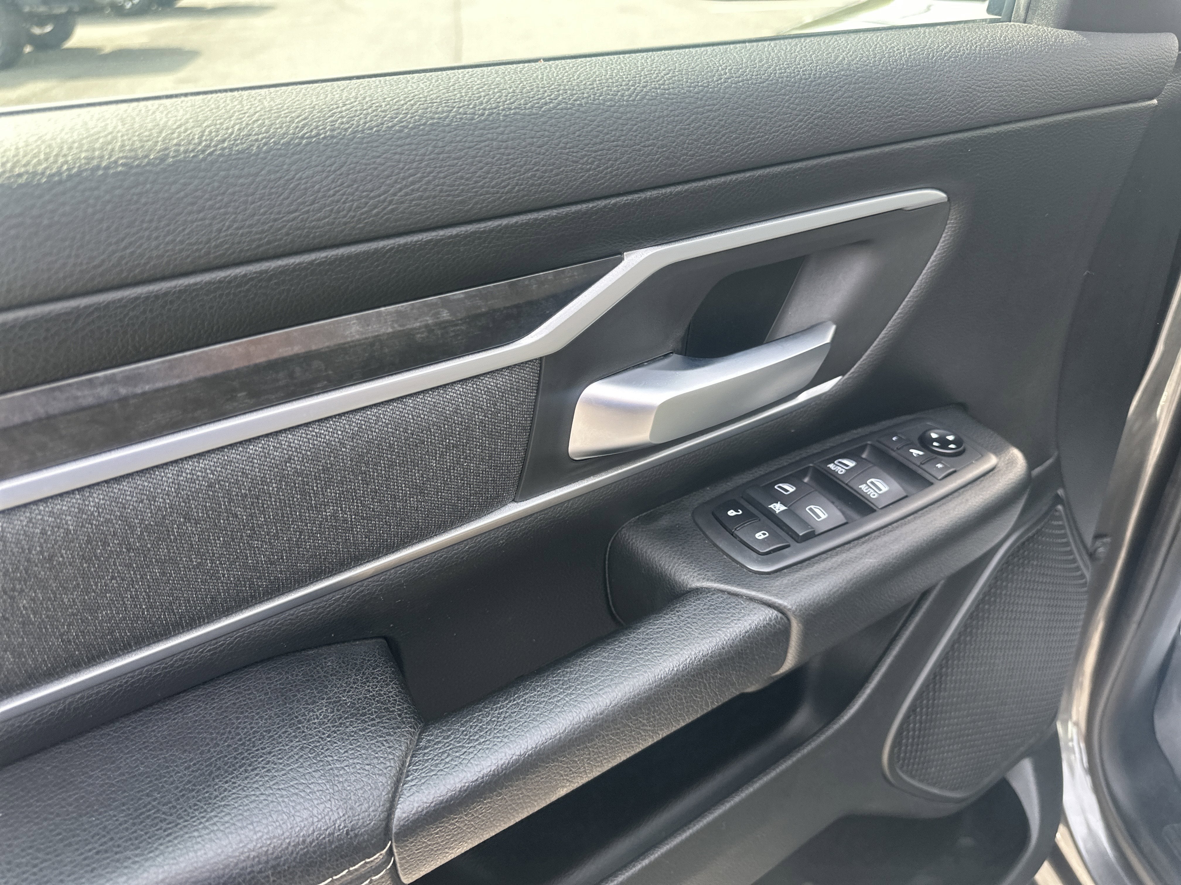 2021 RAM 1500 Big Horn Crew Cab 4x4 5'7' Box