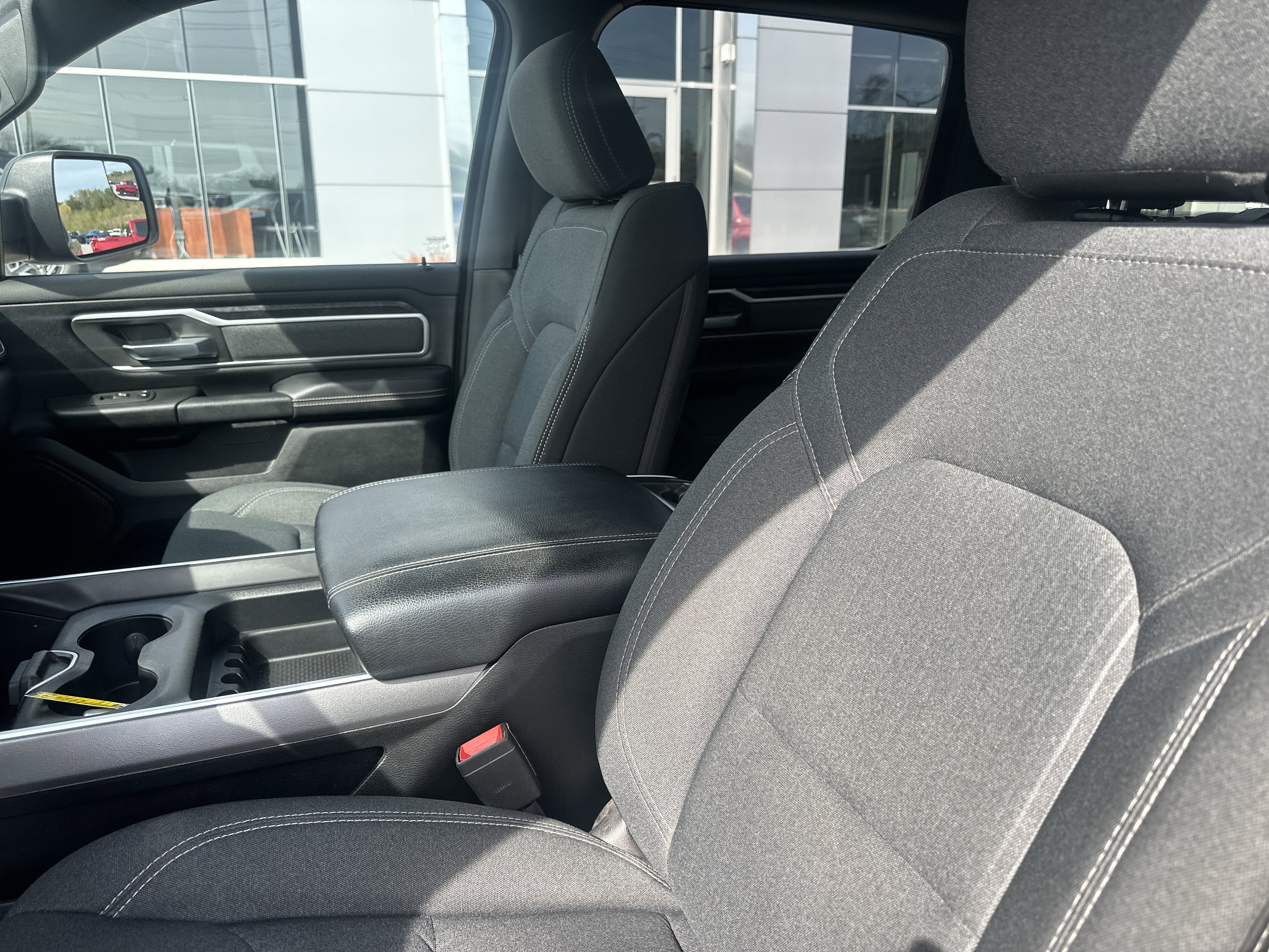 2021 RAM 1500 Big Horn Crew Cab 4x4 5'7' Box