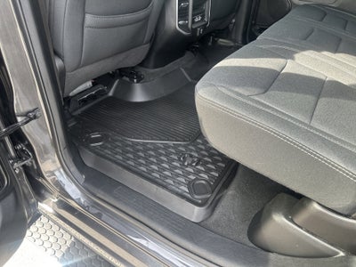 2021 RAM 1500 Big Horn Crew Cab 4x4 5'7' Box