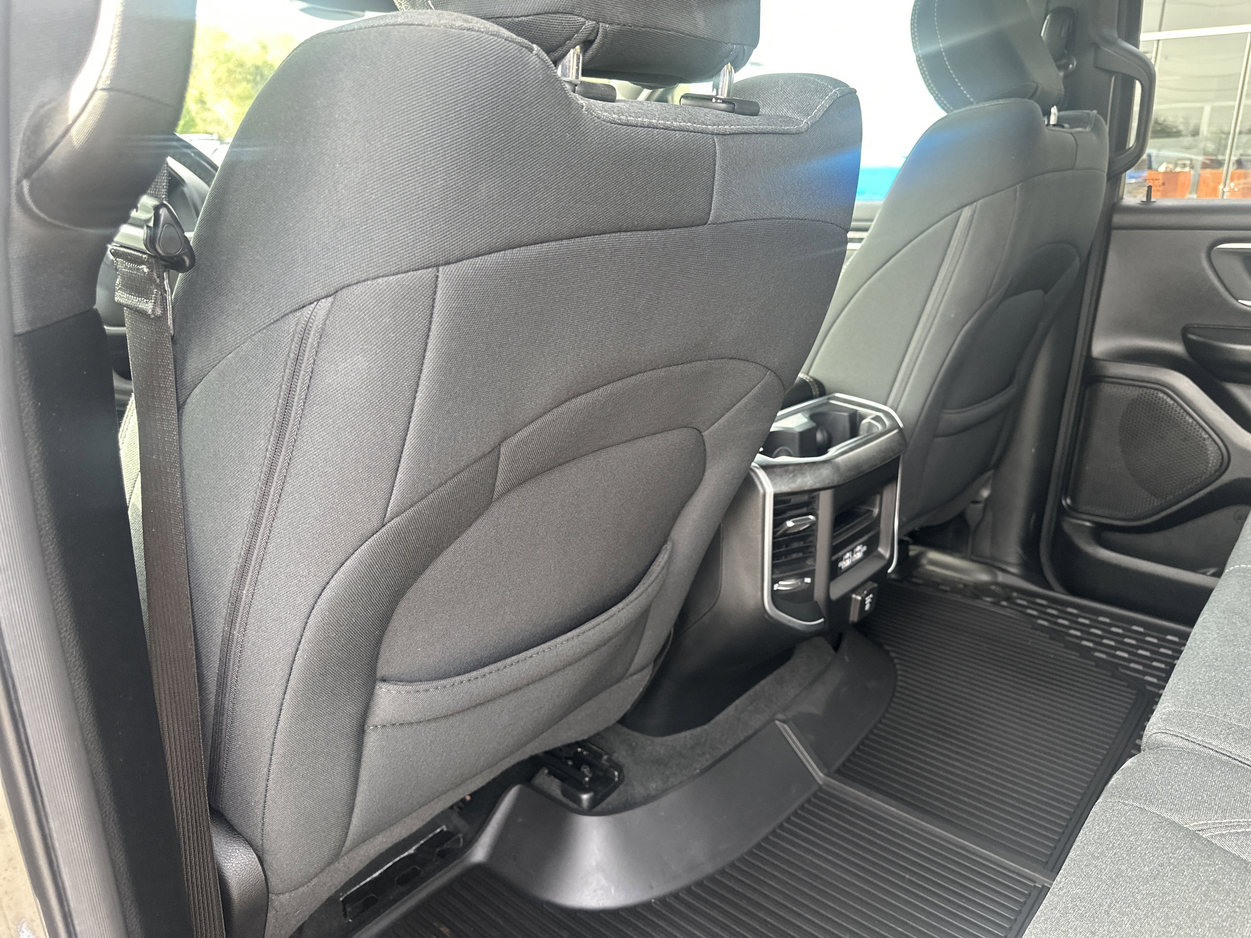 2021 RAM 1500 Big Horn Crew Cab 4x4 5'7' Box