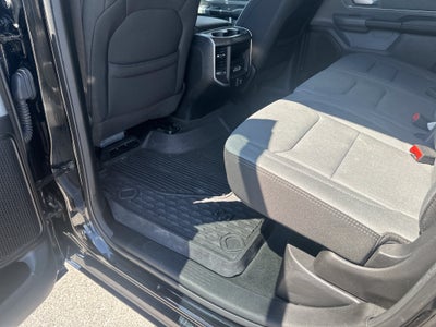 2020 RAM 1500 Big Horn Crew Cab 4x4 5'7' Box