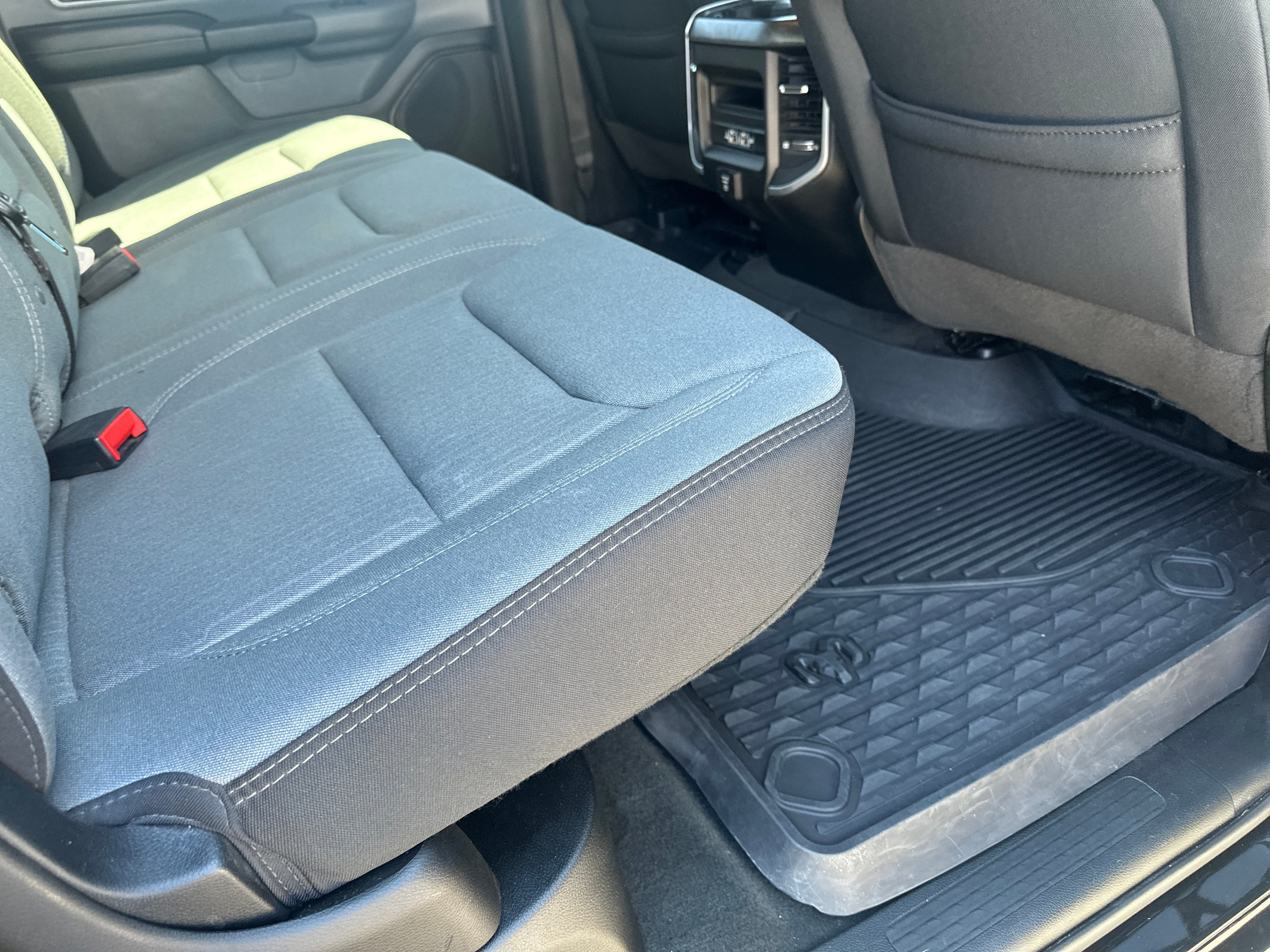 2020 RAM 1500 Big Horn Crew Cab 4x4 5'7' Box