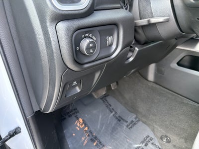 2023 RAM 1500 Big Horn Crew Cab 4x4 5'7' Box