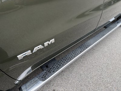 2020 RAM 1500 Big Horn Crew Cab 4x4 5'7' Box