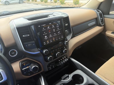 2020 RAM 1500 Big Horn Crew Cab 4x4 5'7' Box