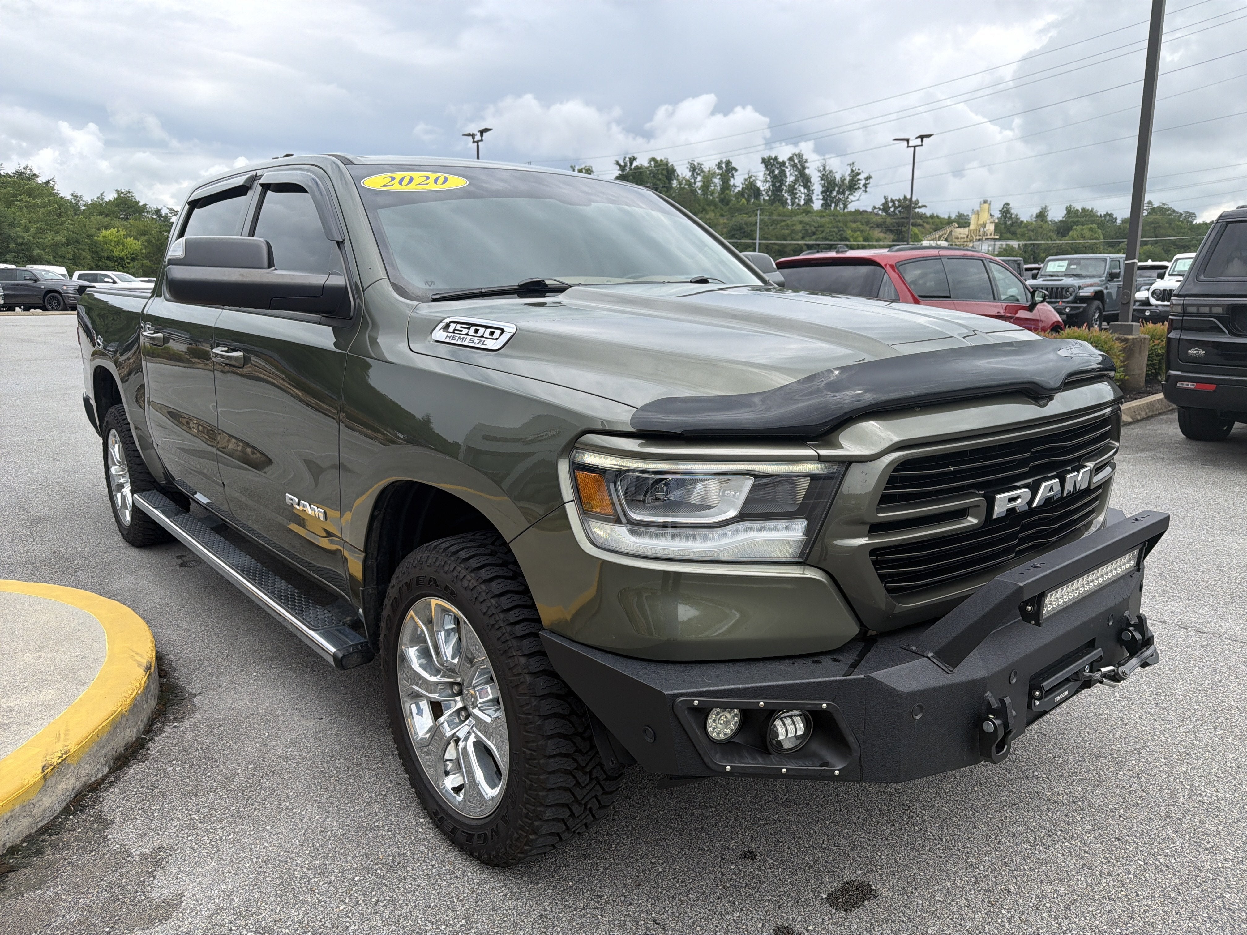 2020 RAM 1500 Big Horn Crew Cab 4x4 5'7' Box