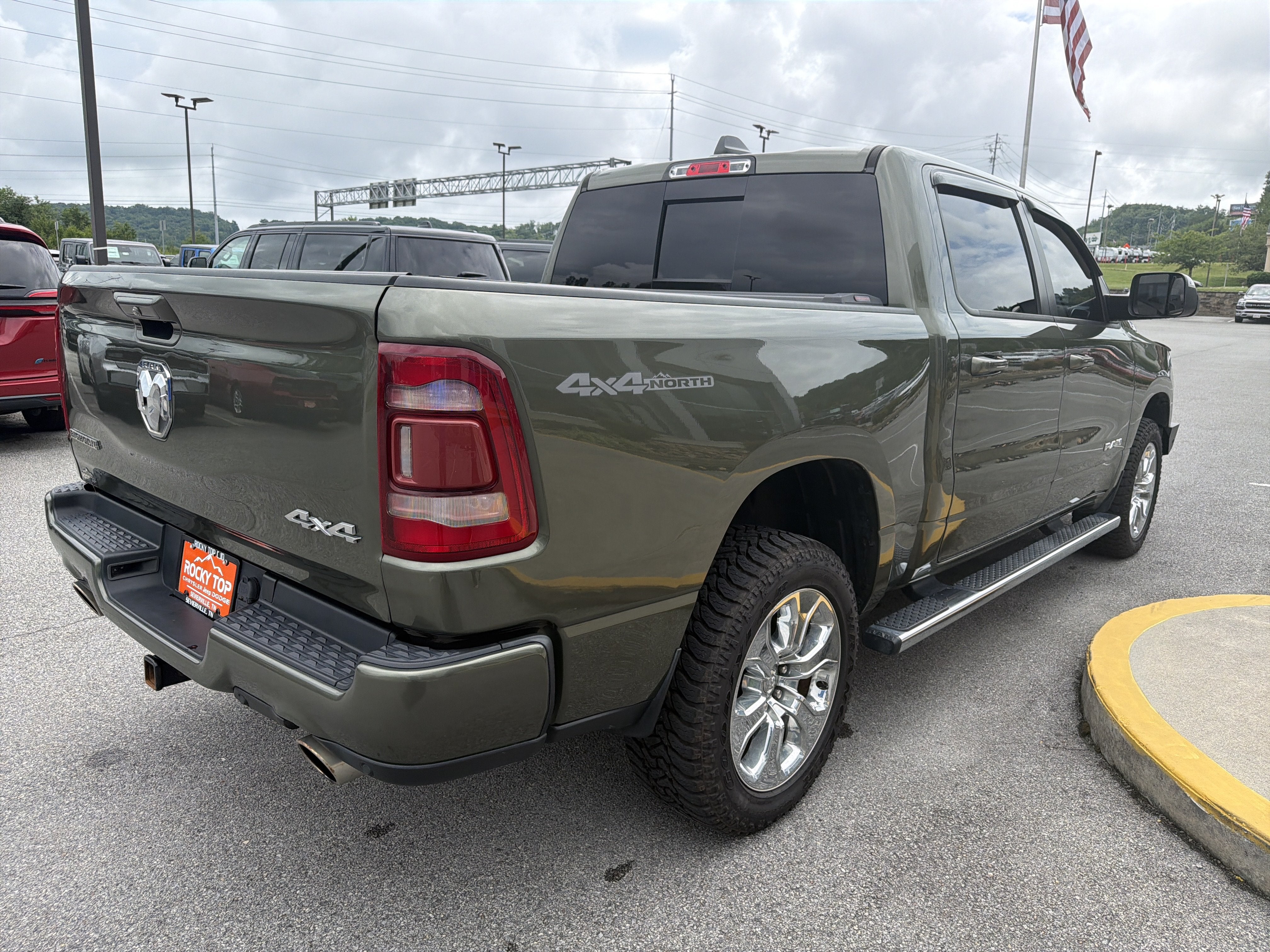 2020 RAM 1500 Big Horn Crew Cab 4x4 5'7' Box