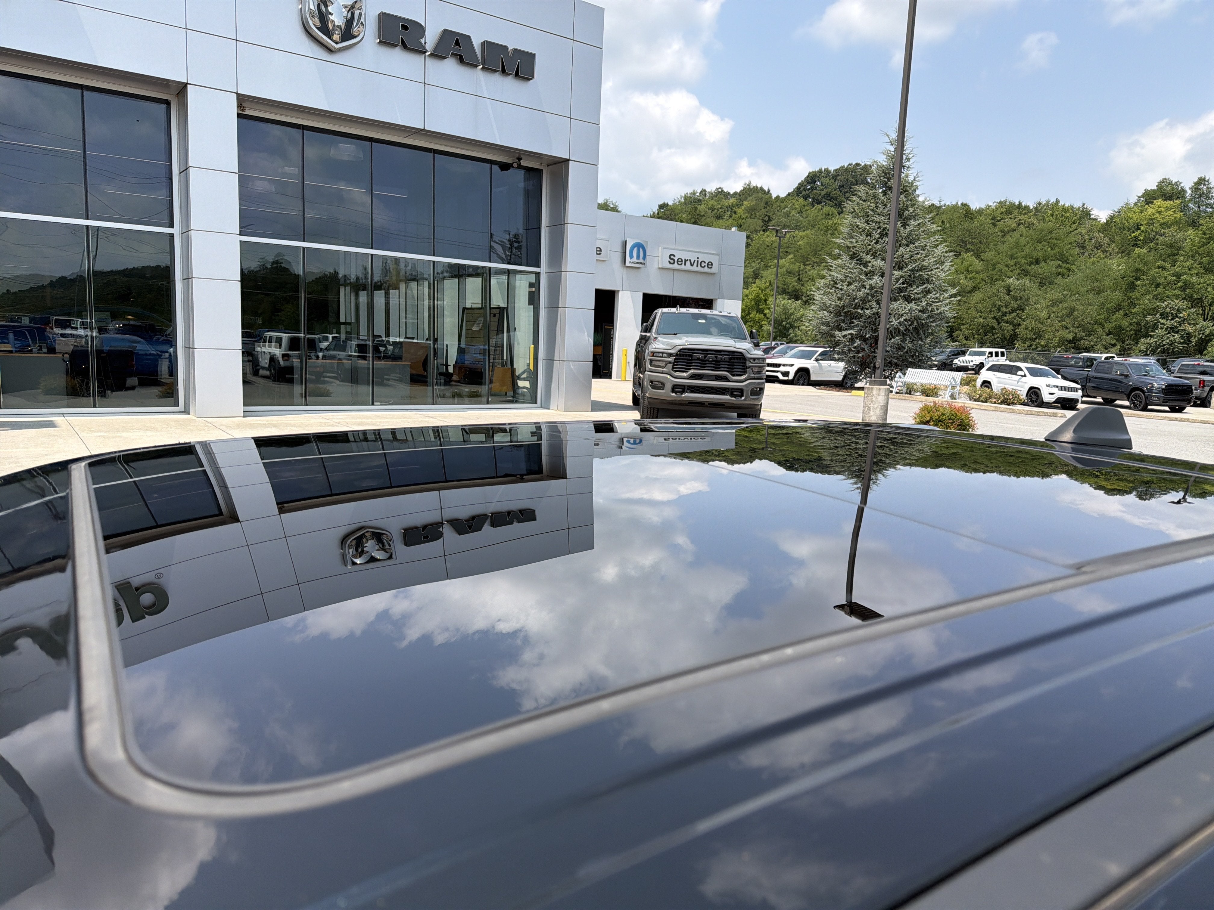 2025 RAM 1500 Limited Longhorn Crew Cab 4x4 5'7' Box