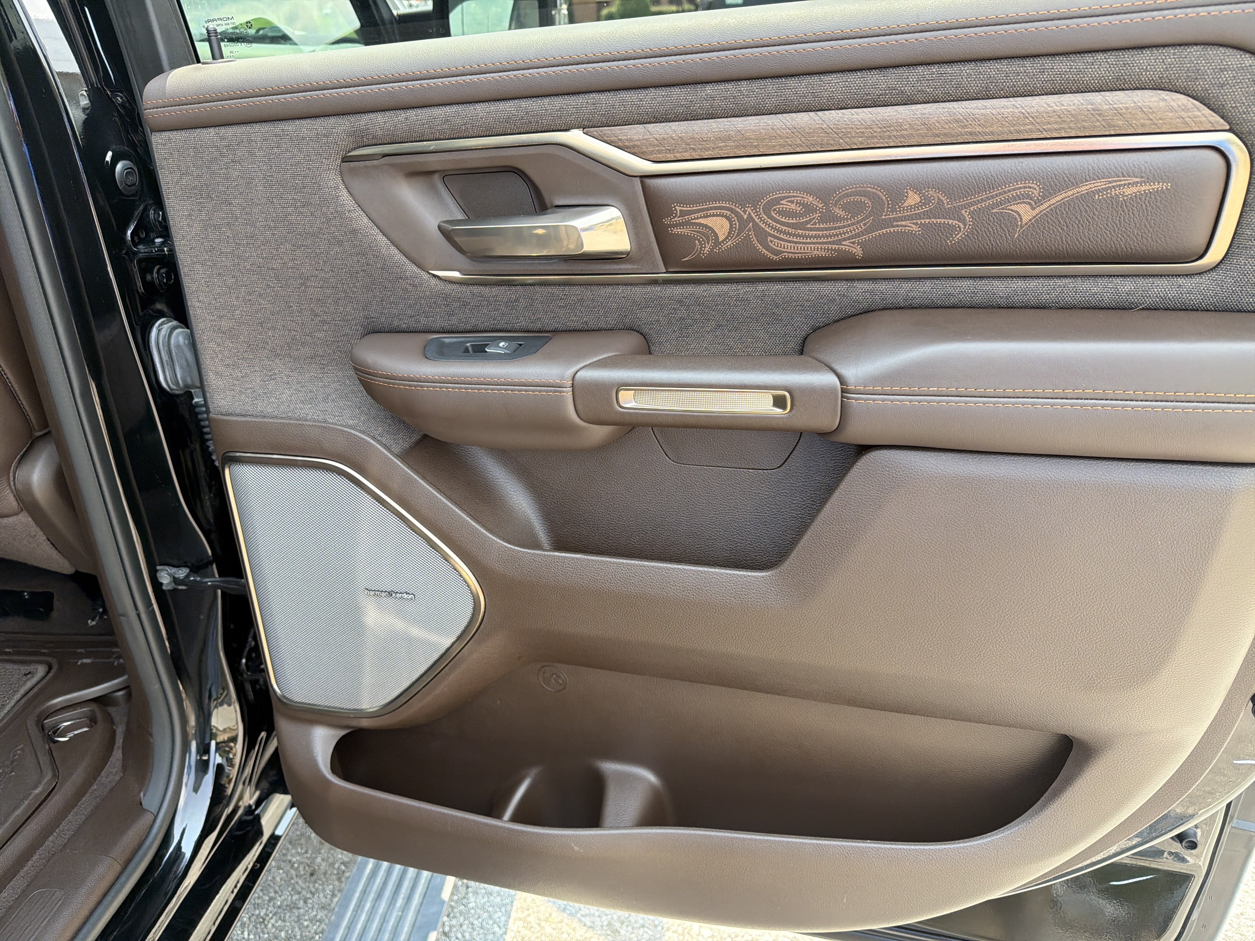 2025 RAM 1500 Limited Longhorn Crew Cab 4x4 5'7' Box