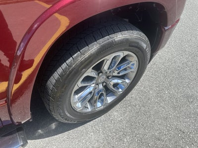 2020 RAM 1500 Laramie Crew Cab 4x4 5'7' Box