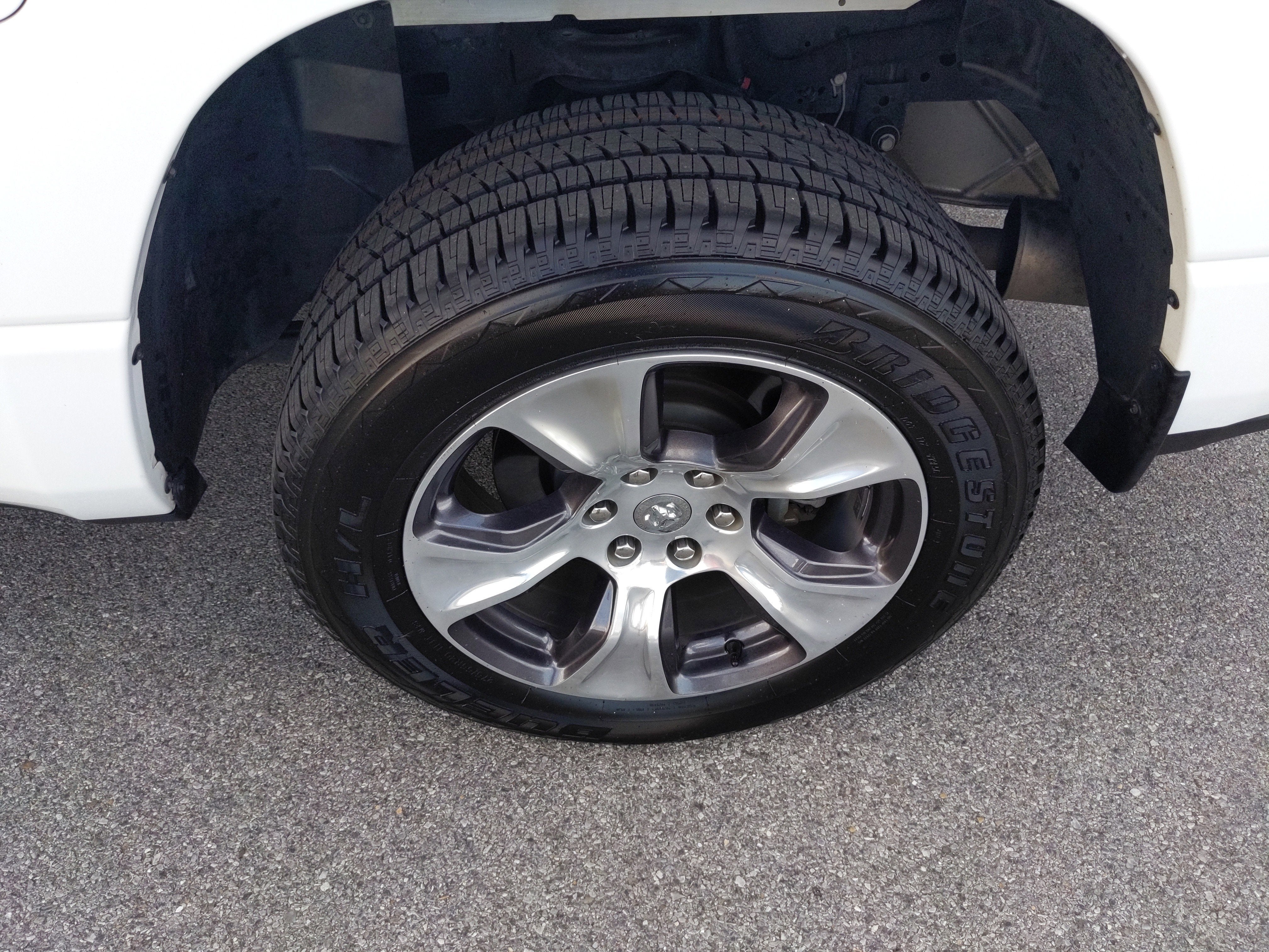 2024 RAM 1500 Laramie Crew Cab 4x4 5'7' Box