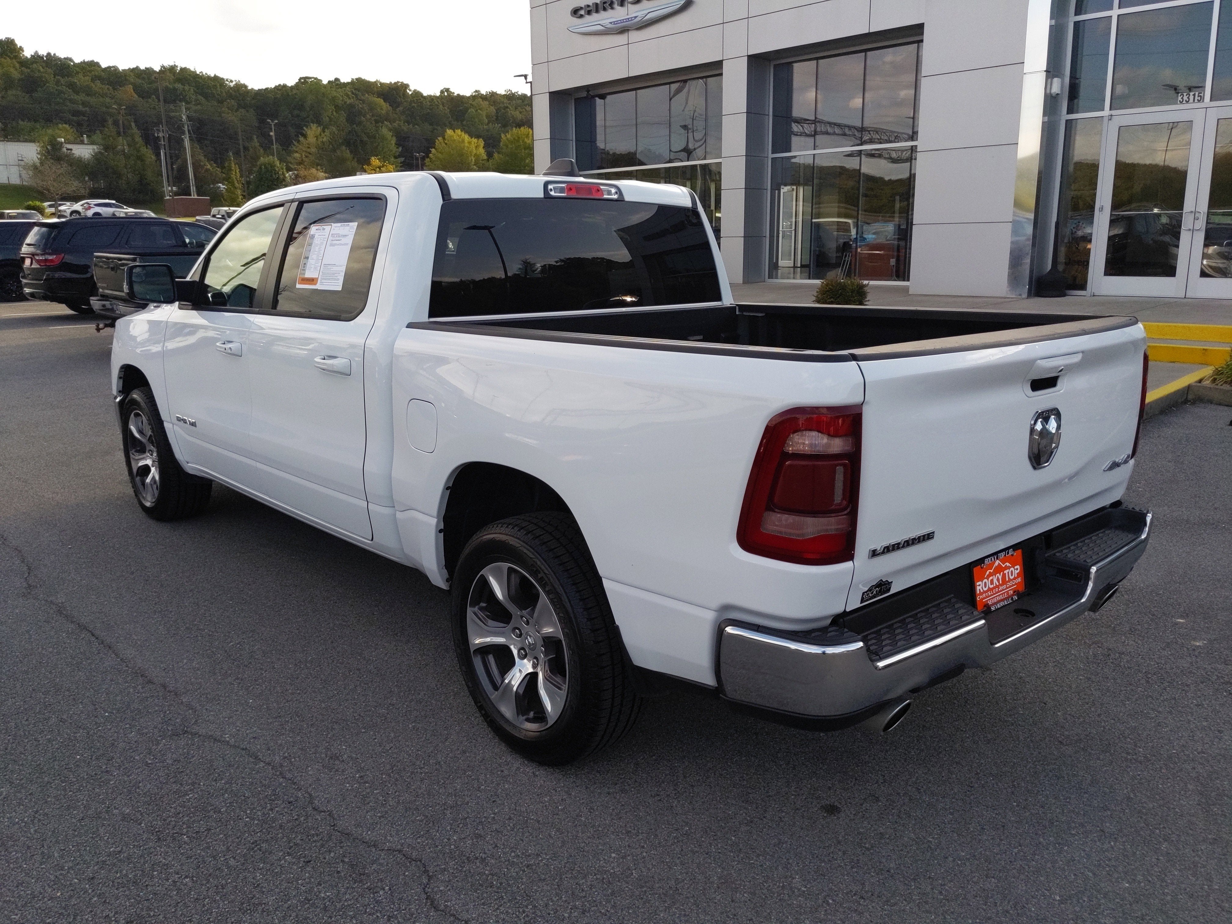 2024 RAM 1500 Laramie Crew Cab 4x4 5'7' Box