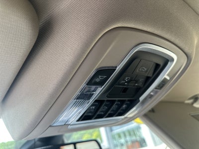2020 RAM 1500 Laramie Crew Cab 4x4 5'7' Box