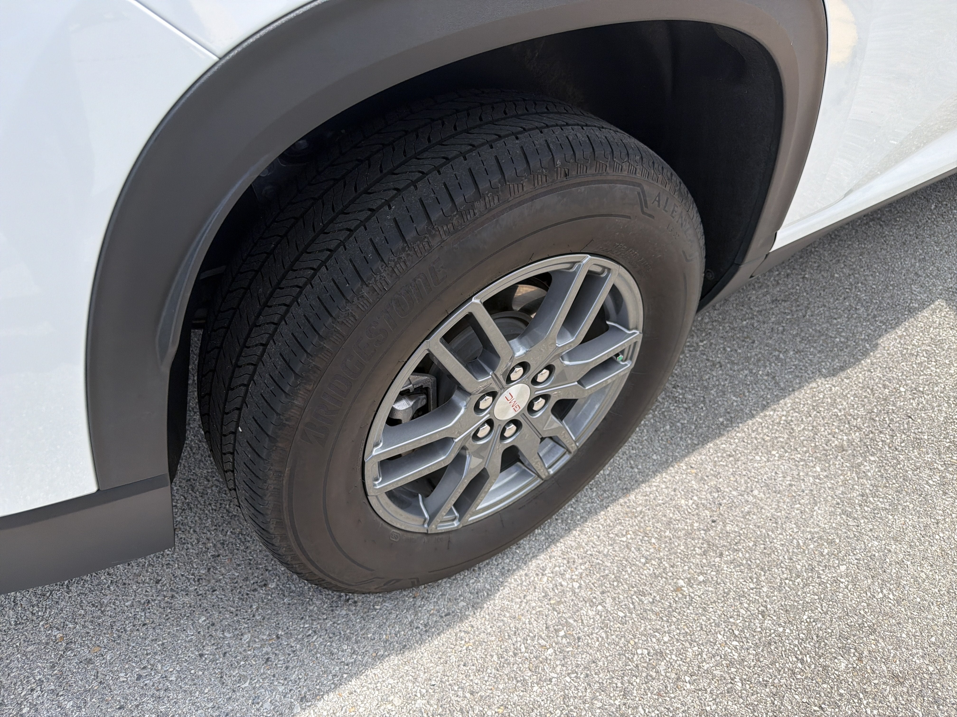 2025 GMC Acadia FWD Elevation
