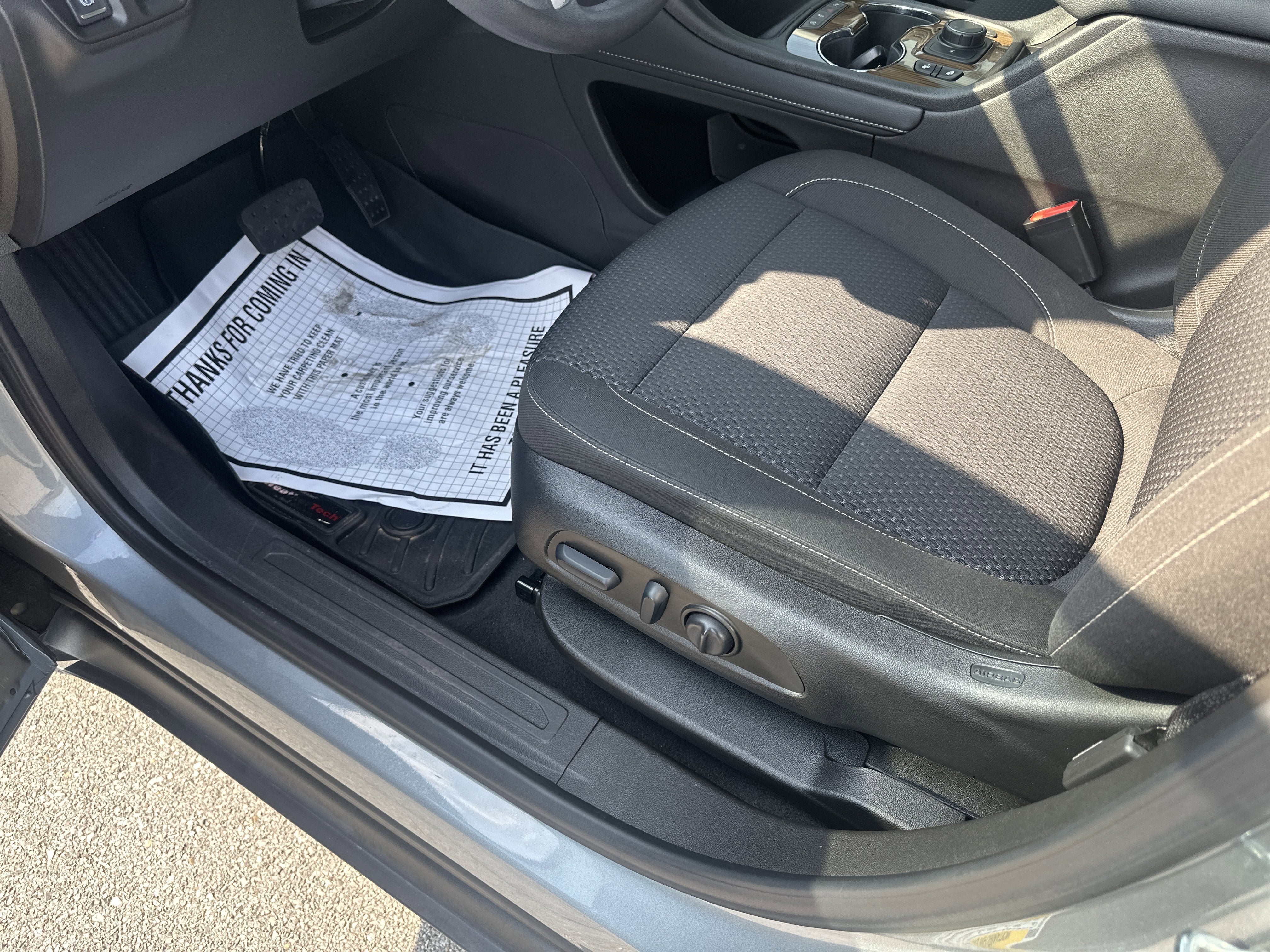 2023 GMC Acadia FWD SLE