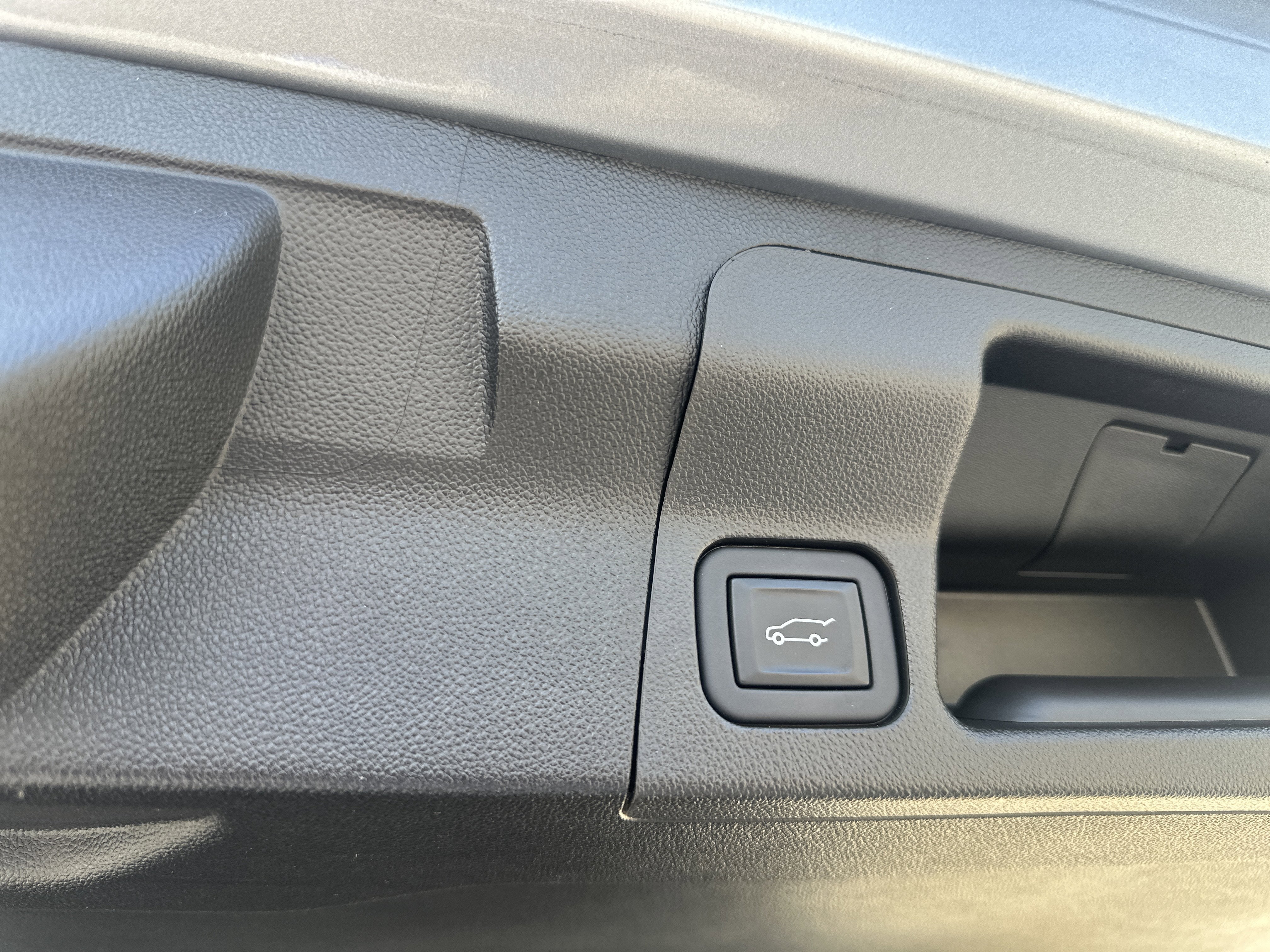 2023 GMC Acadia FWD SLE