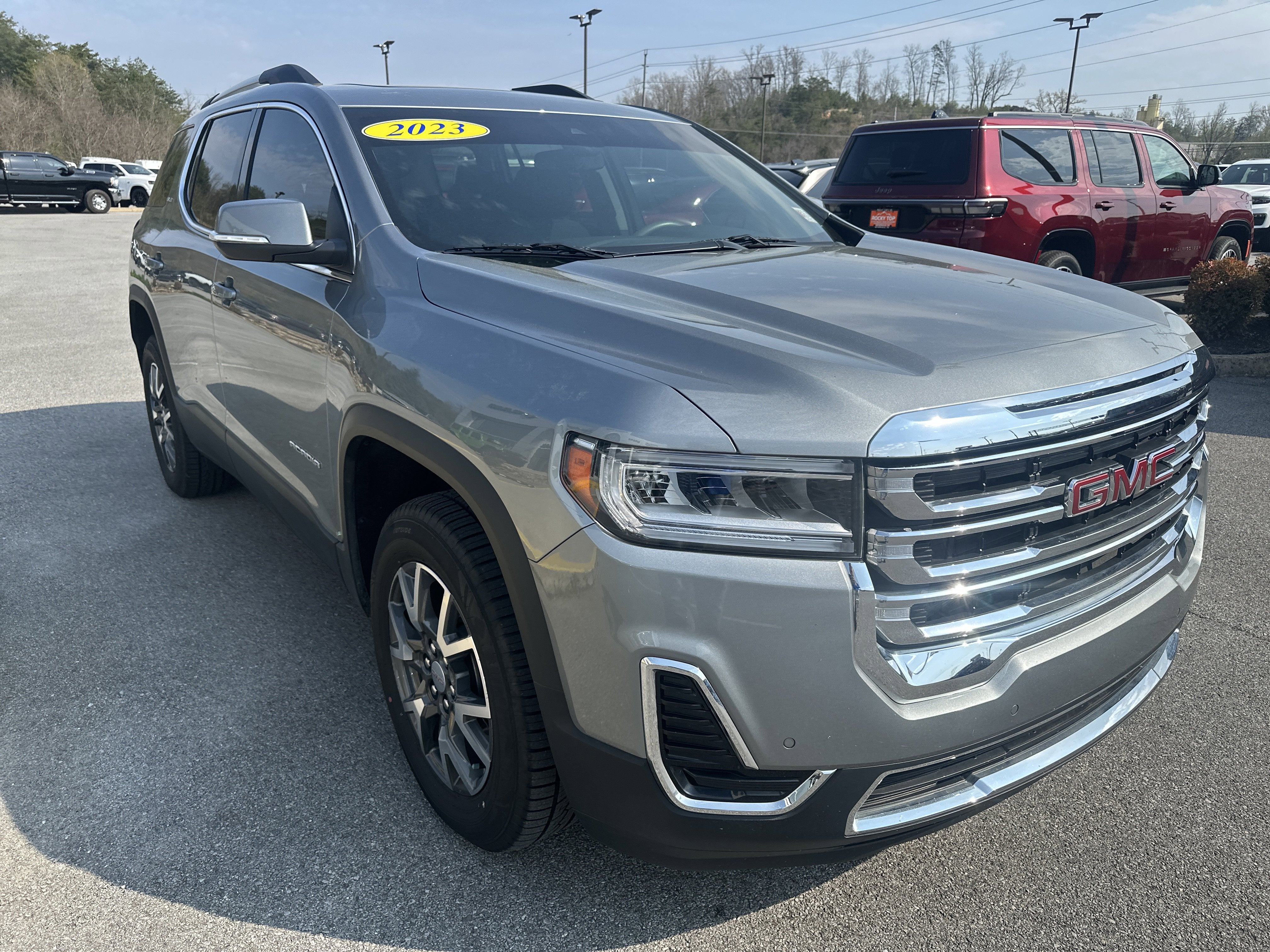 2023 GMC Acadia FWD SLE