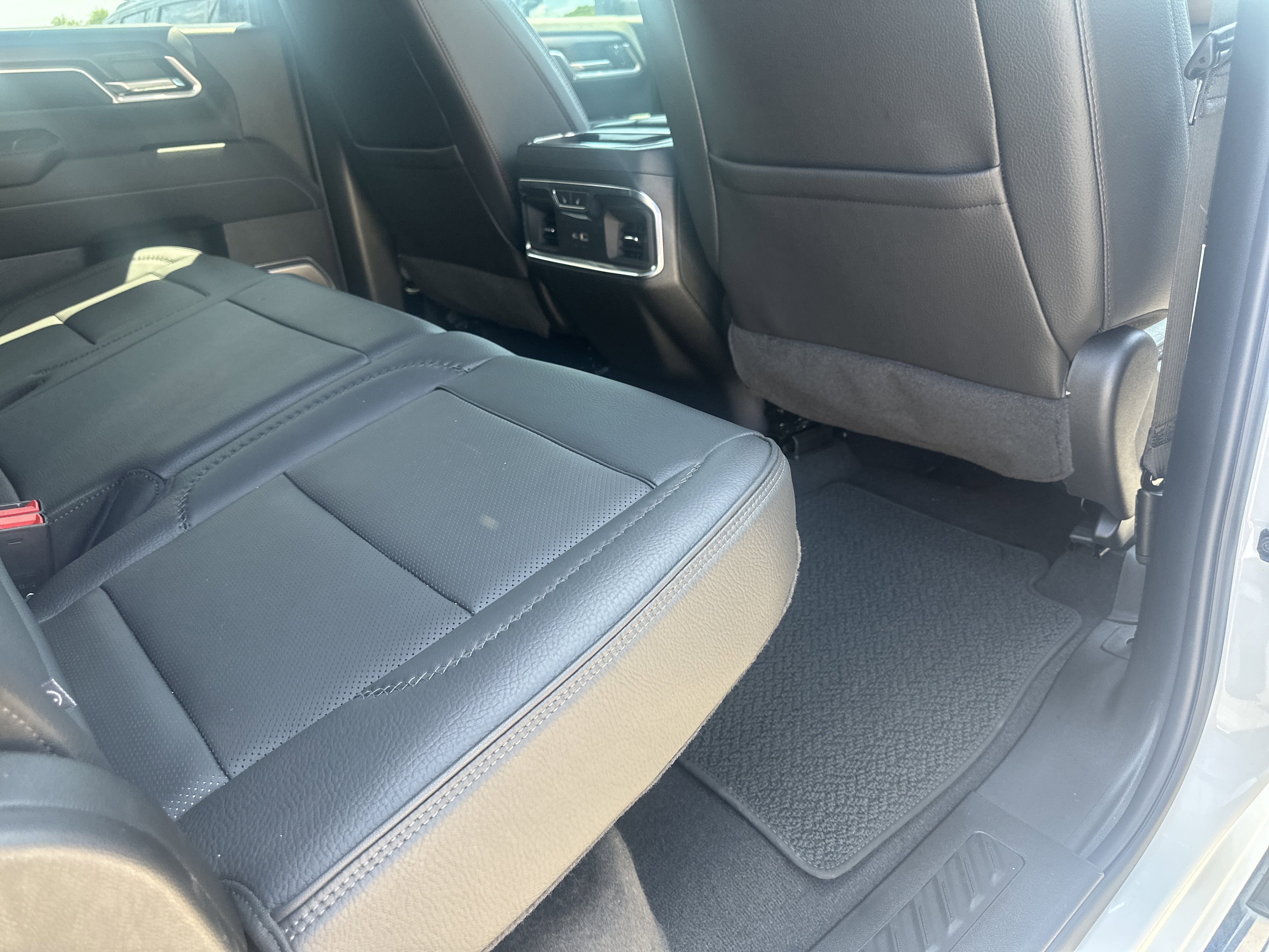 2025 GMC Sierra 2500HD 4WD Crew Cab Standard Bed Denali