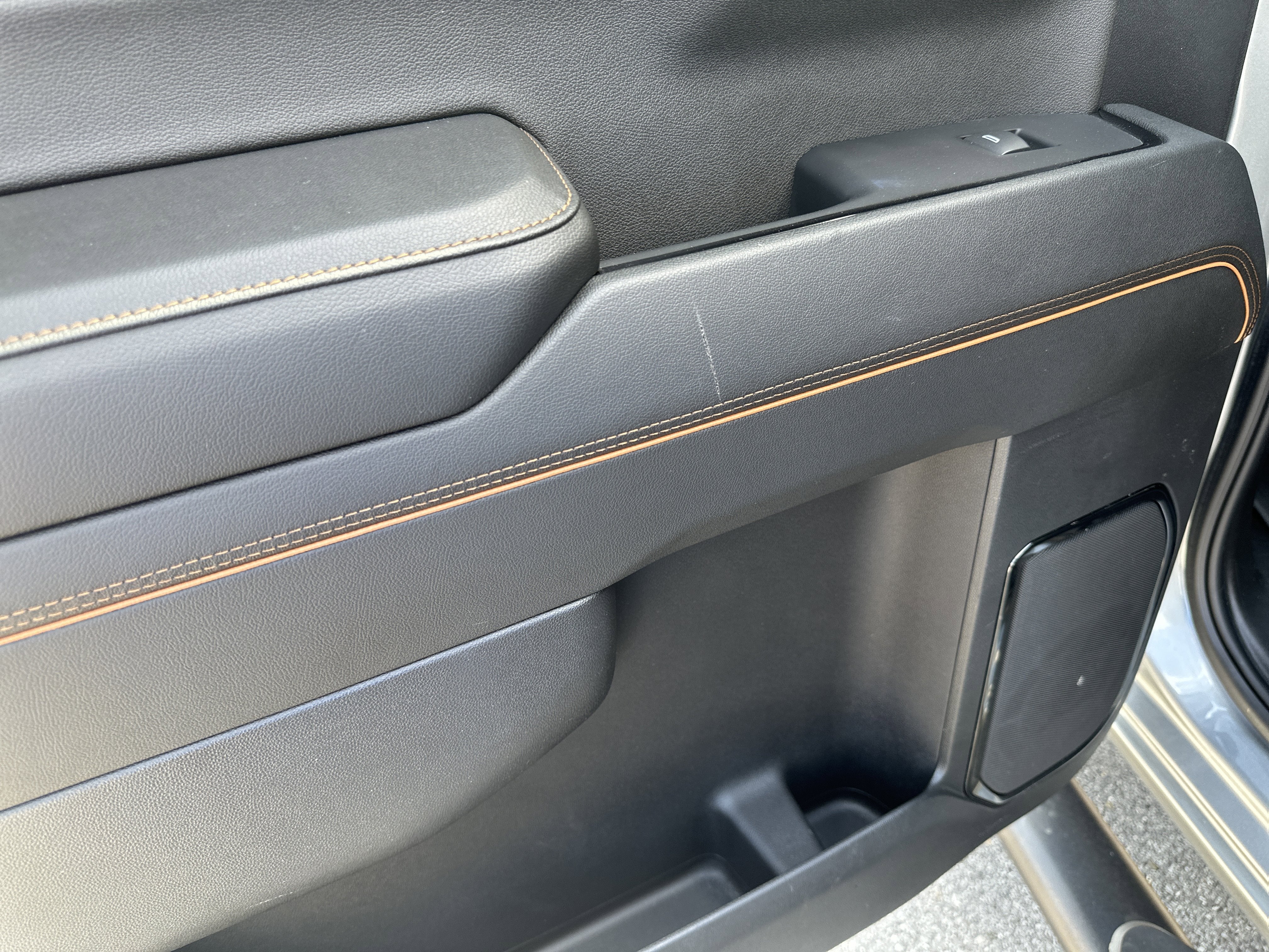 2024 GMC Sierra 1500 4WD Crew Cab Short Box AT4