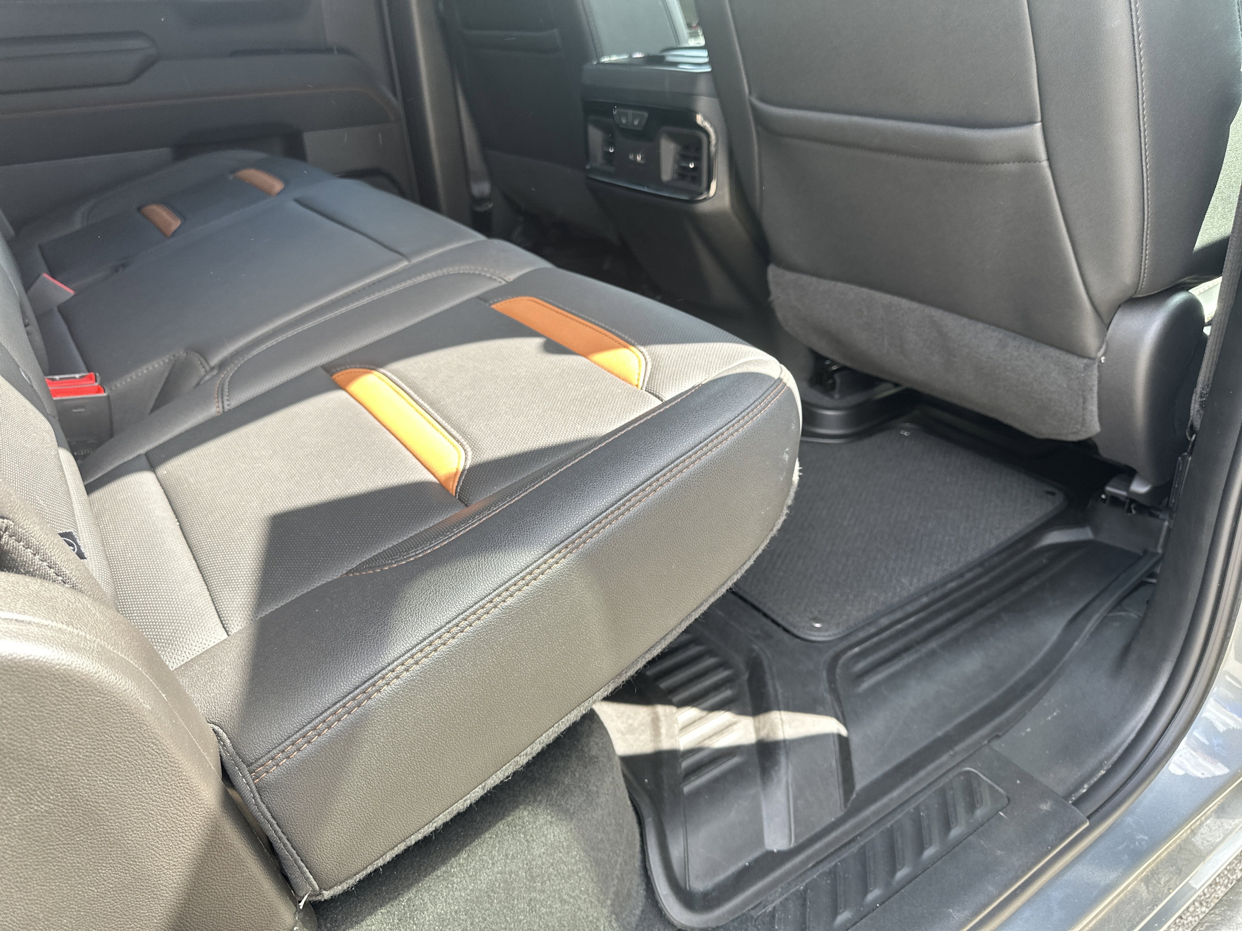 2024 GMC Sierra 1500 4WD Crew Cab Short Box AT4