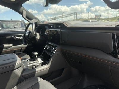 2024 GMC Sierra 1500 4WD Crew Cab Short Box AT4
