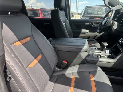 2024 GMC Sierra 1500 4WD Crew Cab Short Box AT4