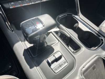 2024 GMC Sierra 1500 4WD Crew Cab Short Box AT4