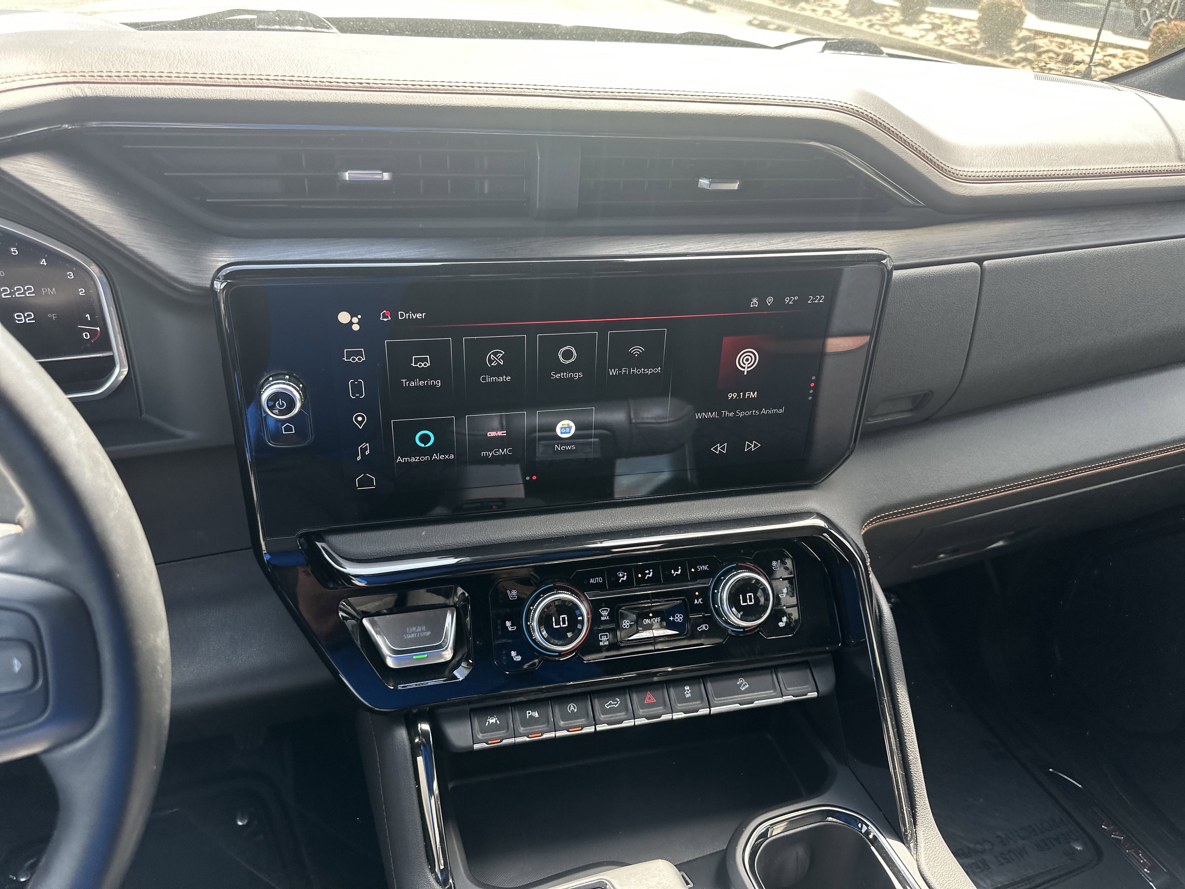 2024 GMC Sierra 1500 4WD Crew Cab Short Box AT4