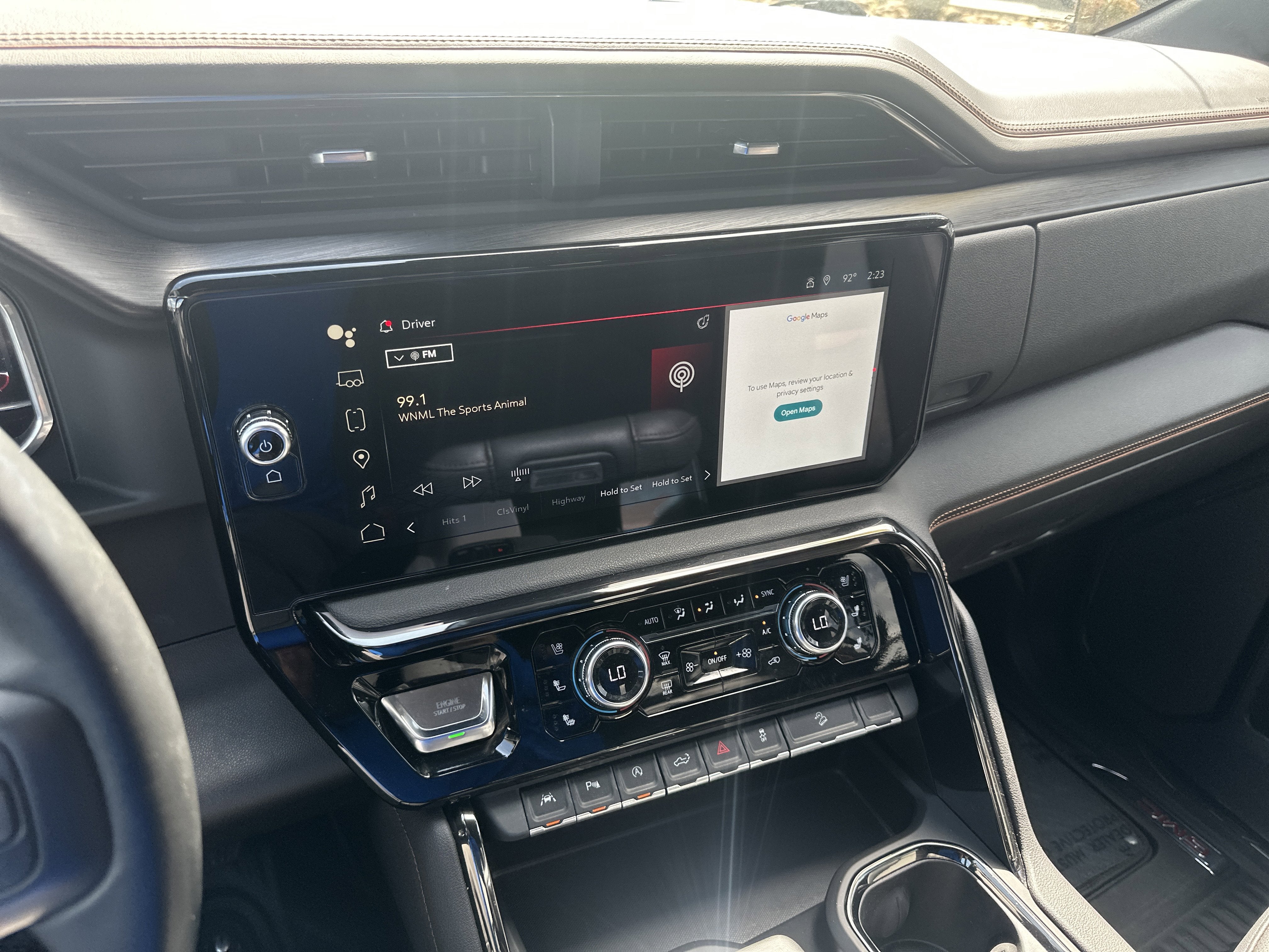 2024 GMC Sierra 1500 4WD Crew Cab Short Box AT4