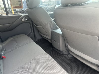 2021 Nissan Frontier Crew Cab SV 4x4