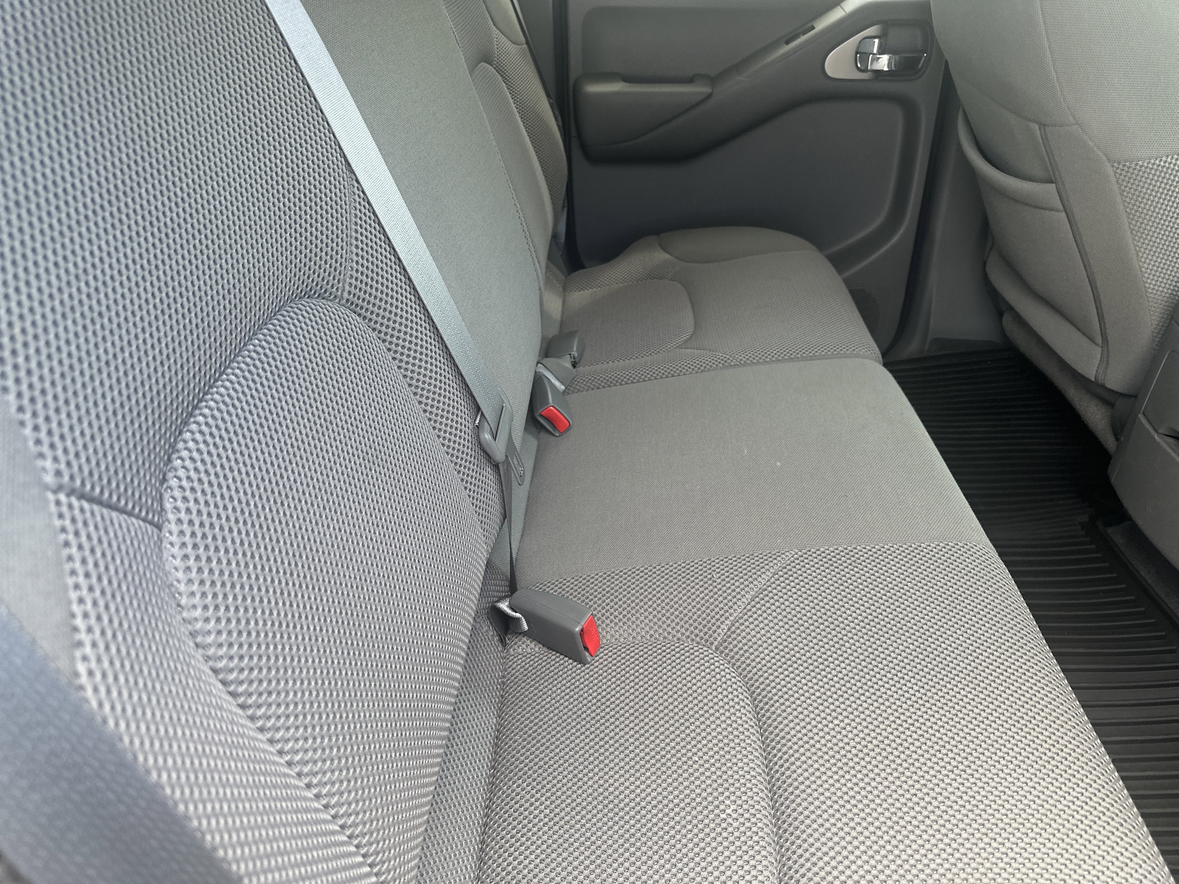 2021 Nissan Frontier Crew Cab SV 4x4