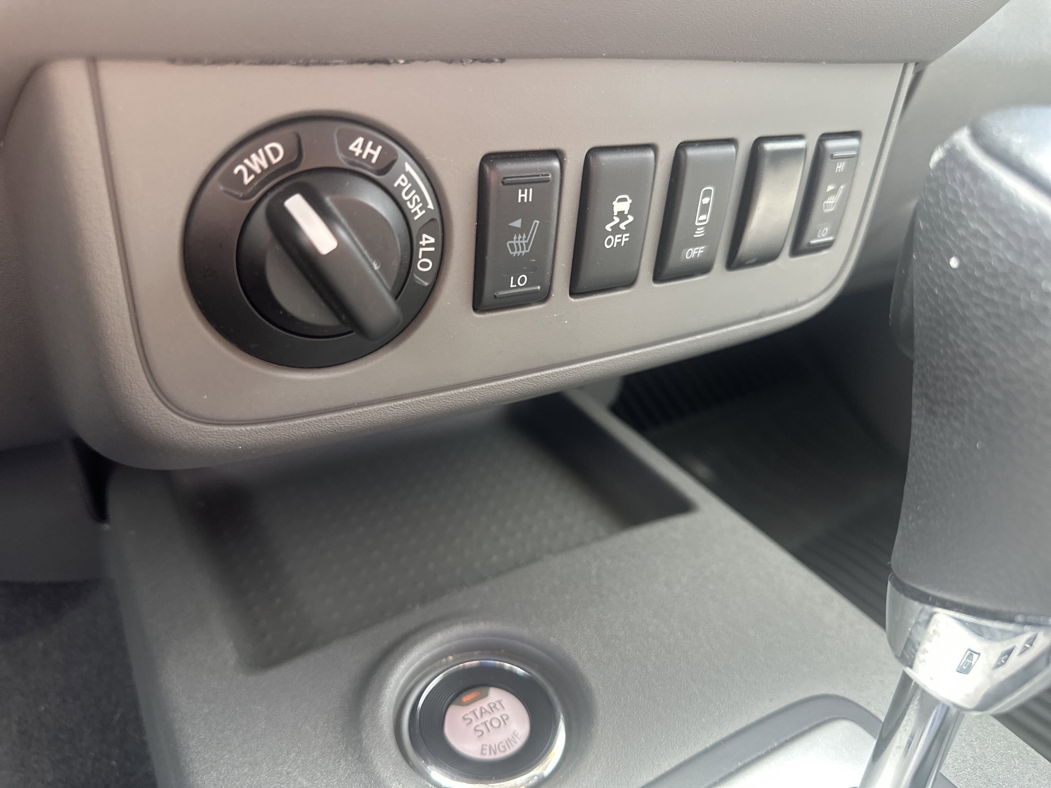 2021 Nissan Frontier Crew Cab SV 4x4