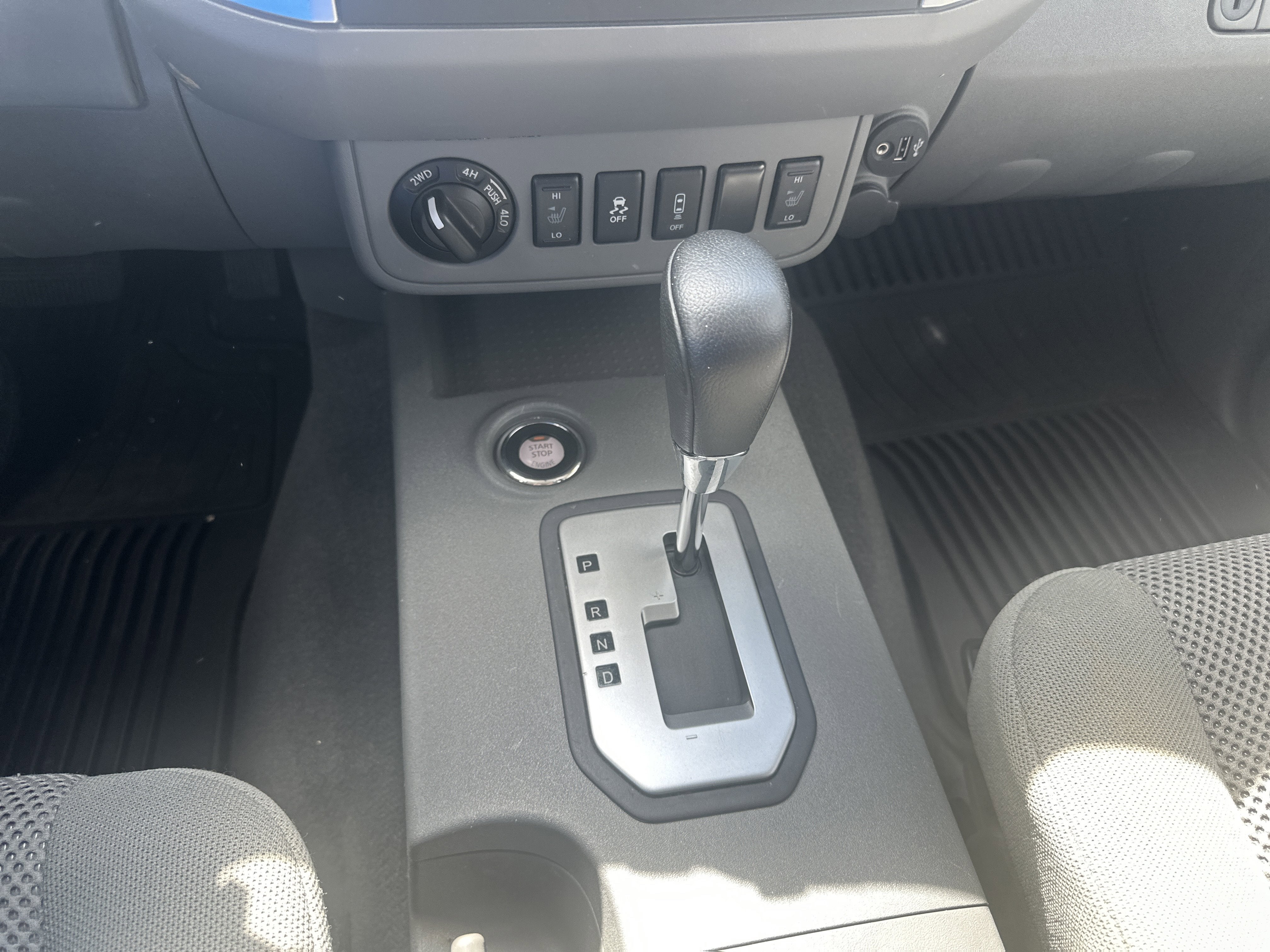 2021 Nissan Frontier Crew Cab SV 4x4