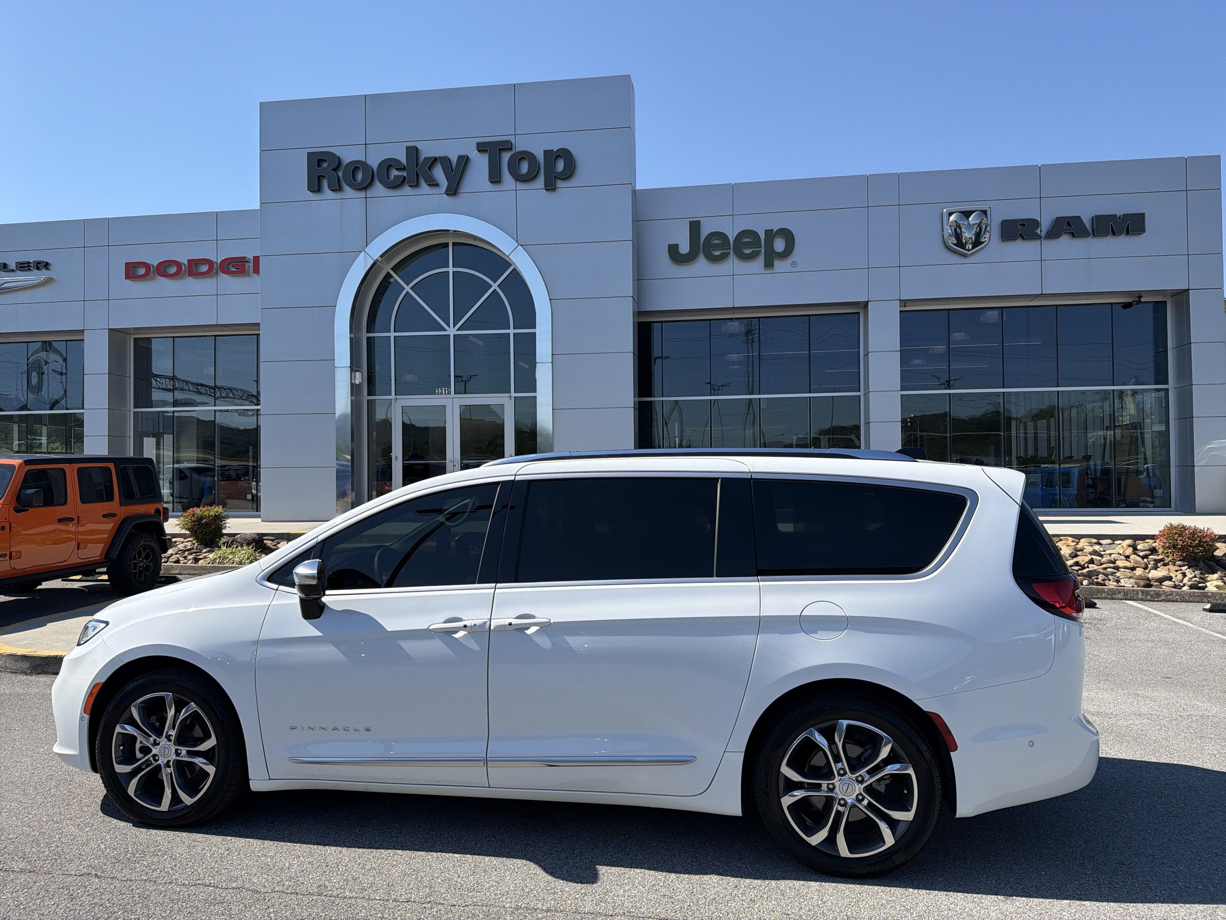 2025 Chrysler Pacifica