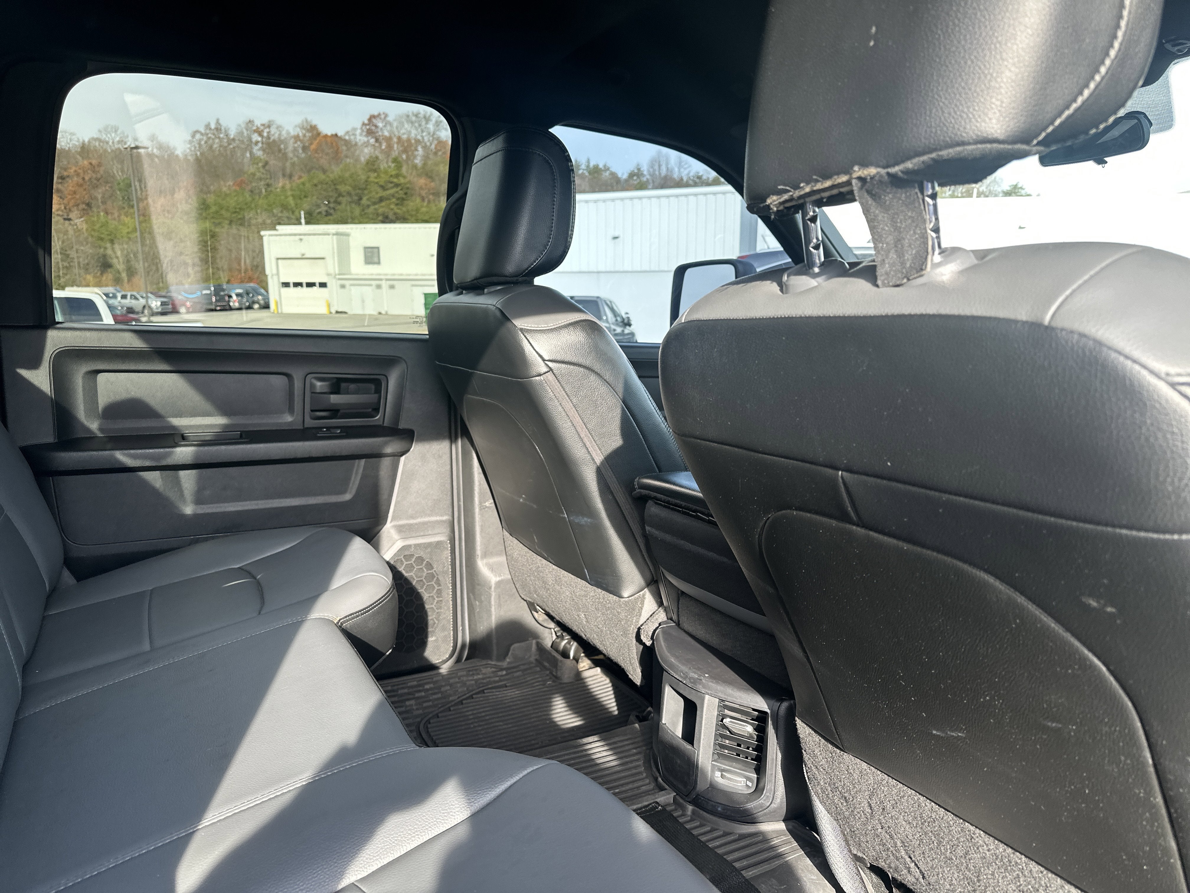 2023 RAM 3500 Tradesman Crew Cab 4x4 8' Box