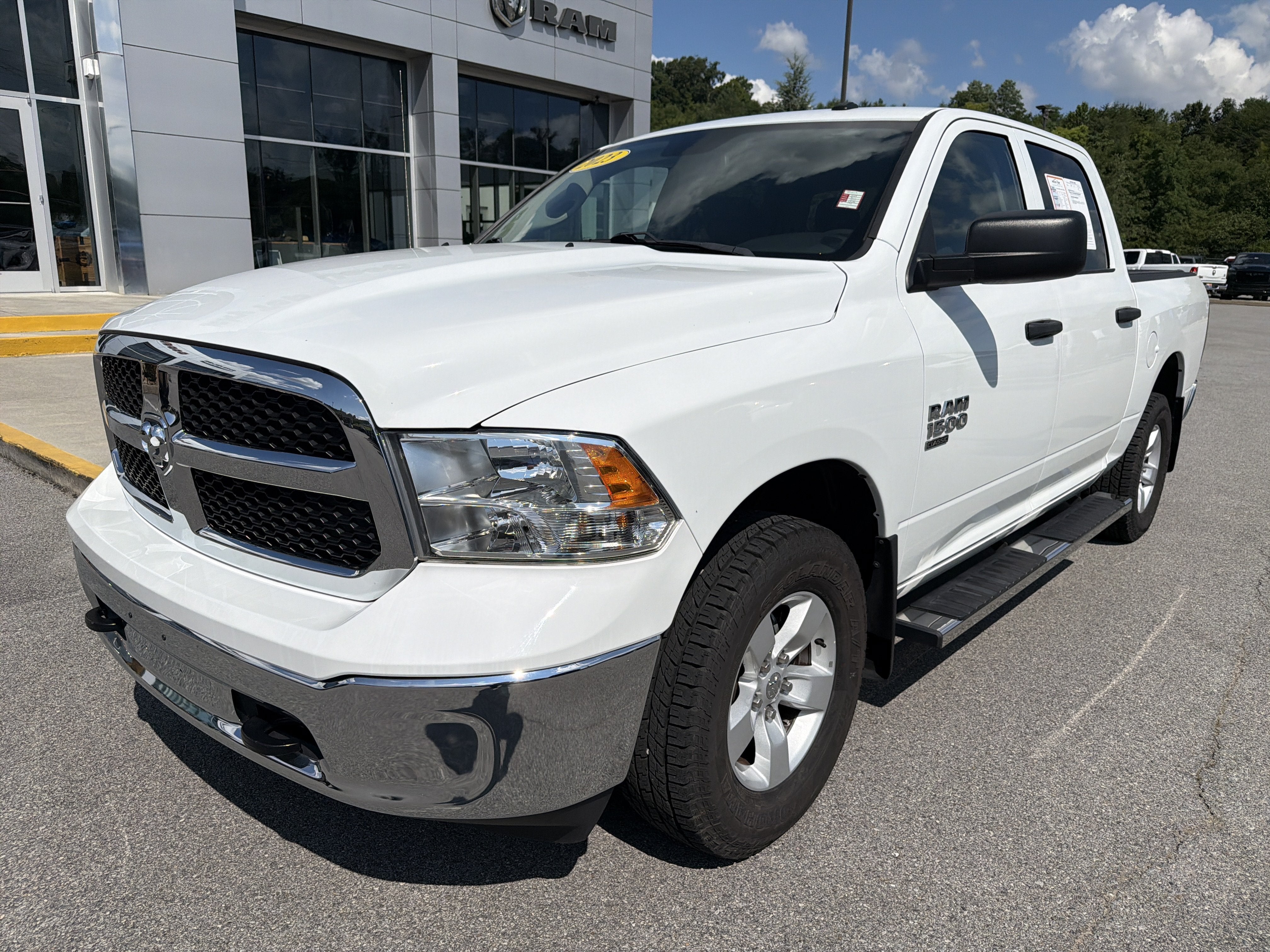 2023 RAM 1500 Classic Tradesman Crew Cab 4x4 5'7' Box