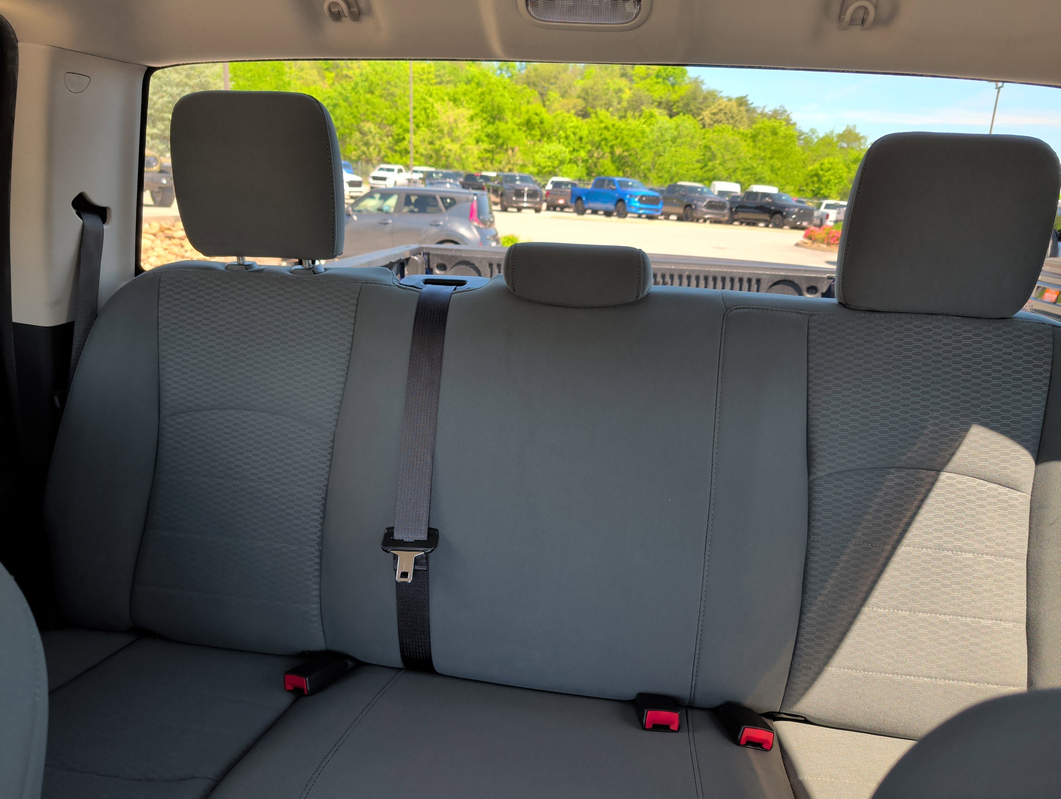2017 RAM 1500 Express Crew Cab 4x4 5'7' Box