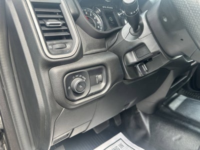 2024 RAM 2500 Tradesman Crew Cab 4x4 6'4' Box