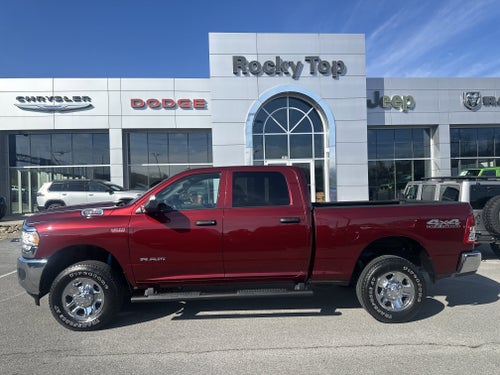 2022 RAM 2500 Tradesman Crew Cab 4x4 6'4' Box