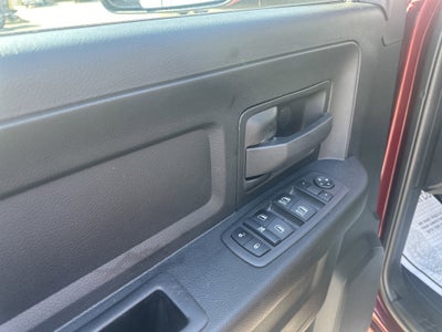 2022 RAM 2500 Tradesman Crew Cab 4x4 6'4' Box