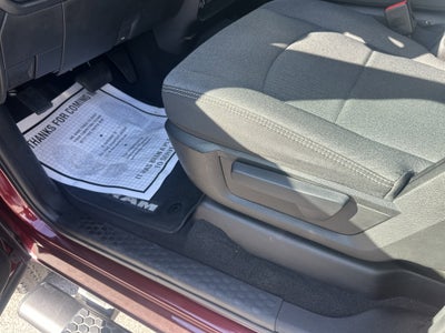 2022 RAM 2500 Tradesman Crew Cab 4x4 6'4' Box