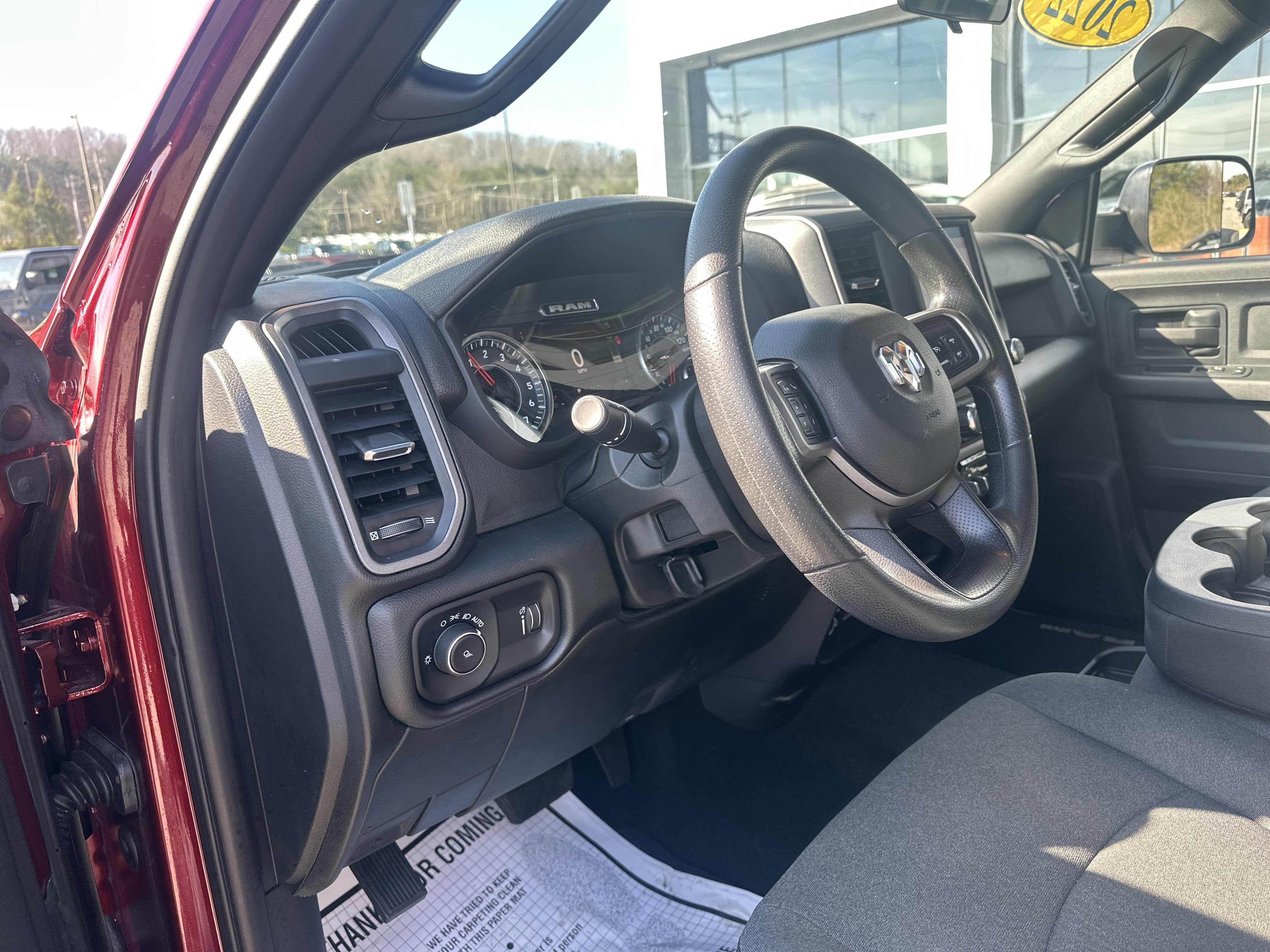 2022 RAM 2500 Tradesman Crew Cab 4x4 6'4' Box