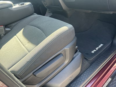 2022 RAM 2500 Tradesman Crew Cab 4x4 6'4' Box