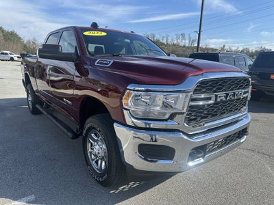 2022 RAM 2500 Tradesman Crew Cab 4x4 6'4' Box