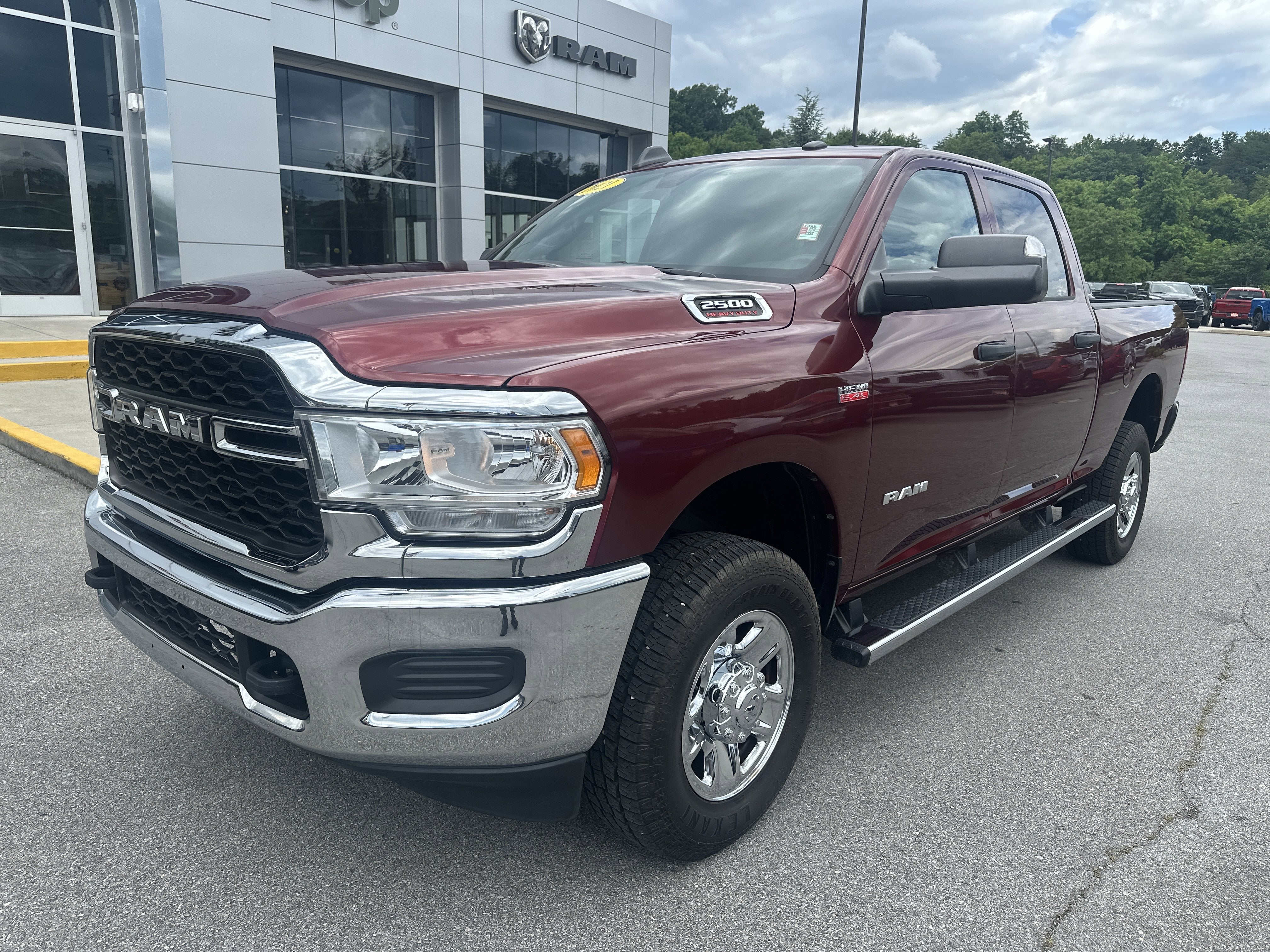 2021 RAM 2500 Tradesman Crew Cab 4x4 6'4' Box